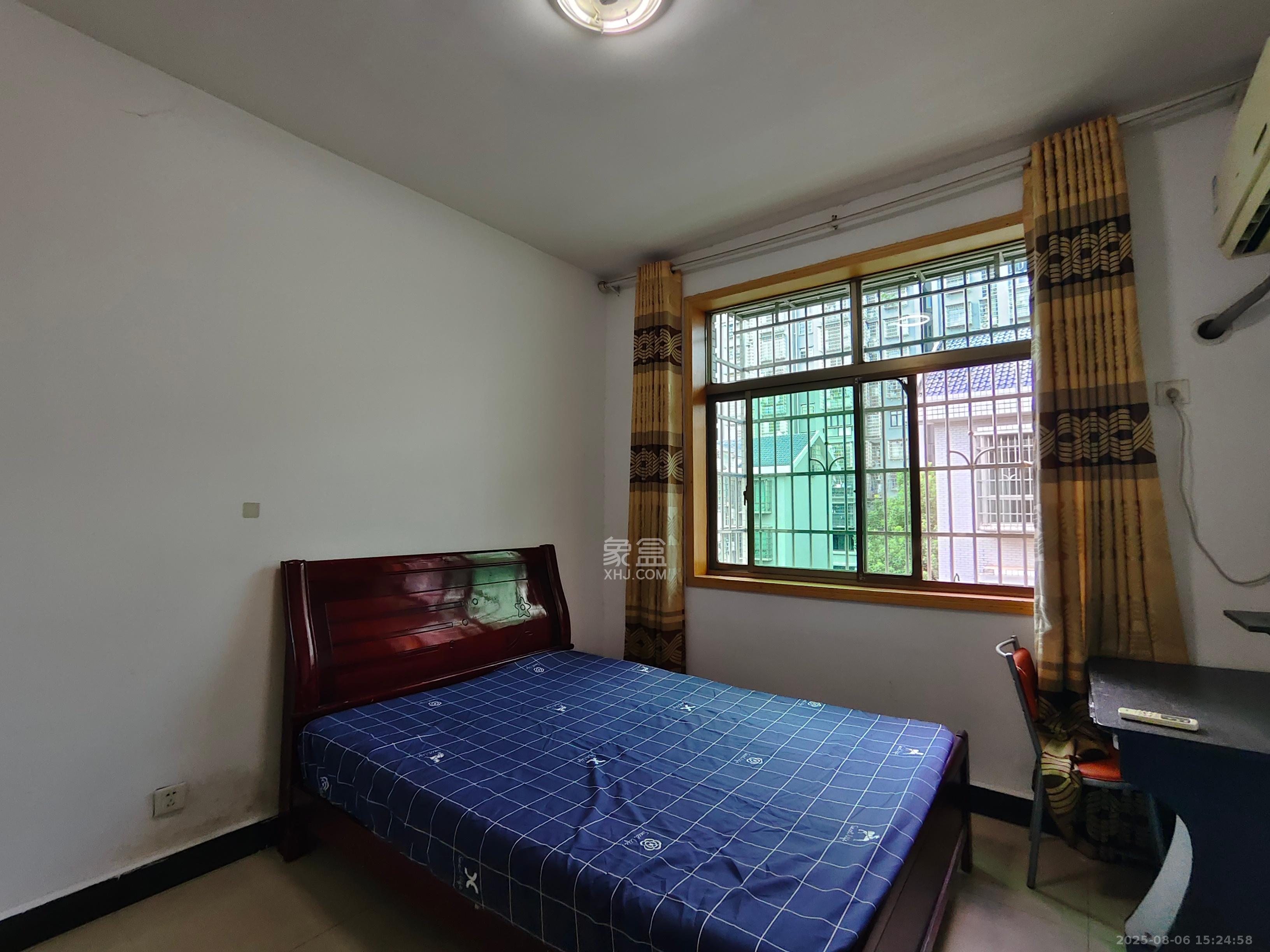 金桂小区一期  3室2厅0卫    1600.0元/月室内图