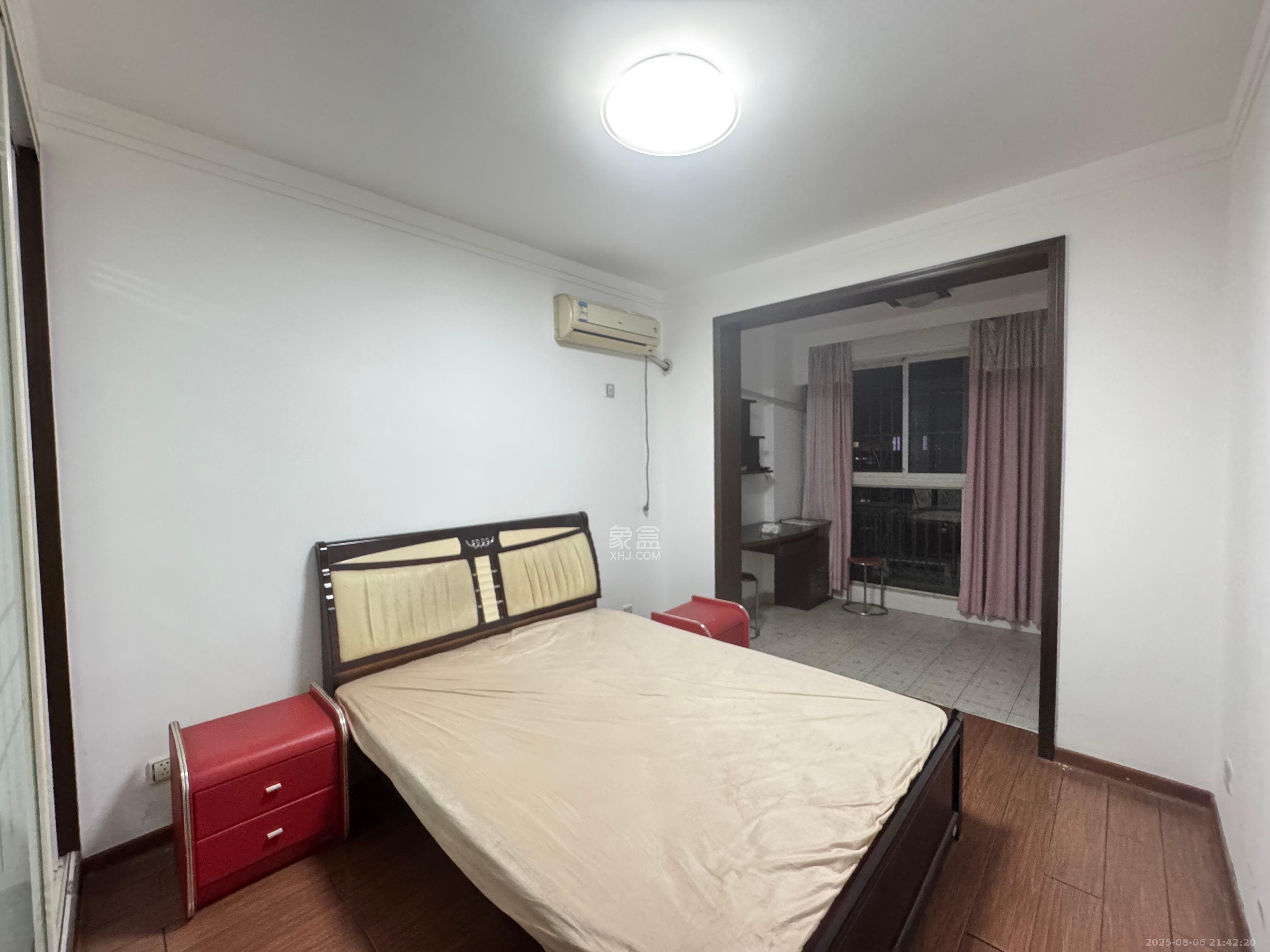 运通馨苑 3室2厅2卫 2500.0元/月 运通馨苑 3室2厅2卫 2500.0元/月室内图