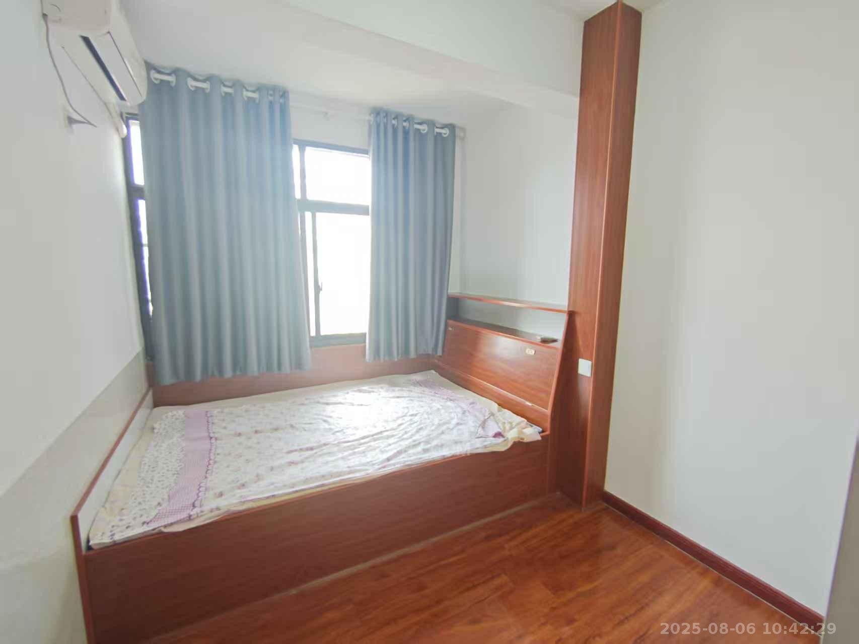 金轮翡翠名园 3室2厅1卫 1600.0元/月 金轮翡翠名园 3室2厅1卫 1600.0元/月室内图