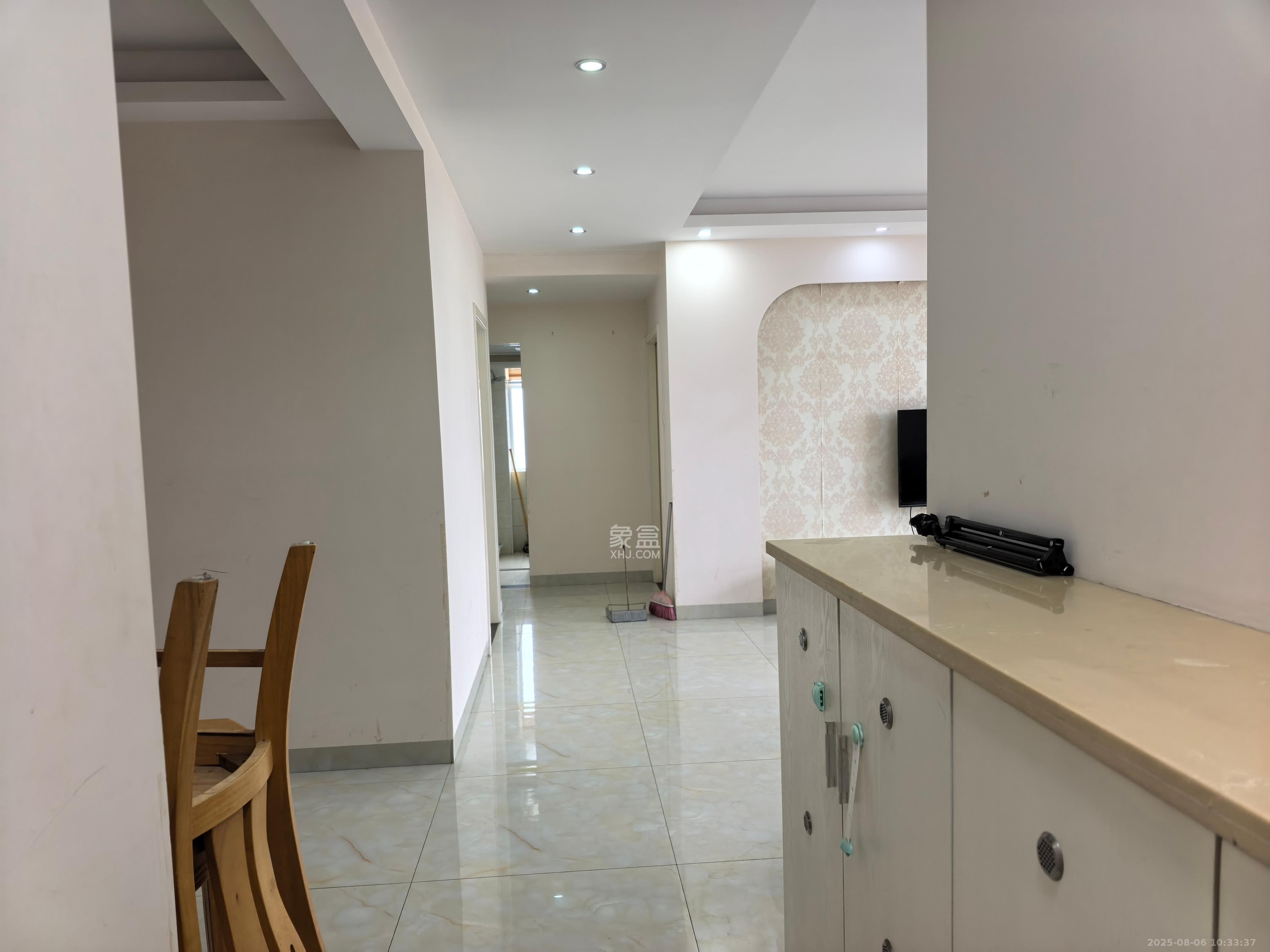 美利新世界 2室2厅1卫 2000.0元/月 美利新世界 2室2厅1卫 2000.0元/月室内图