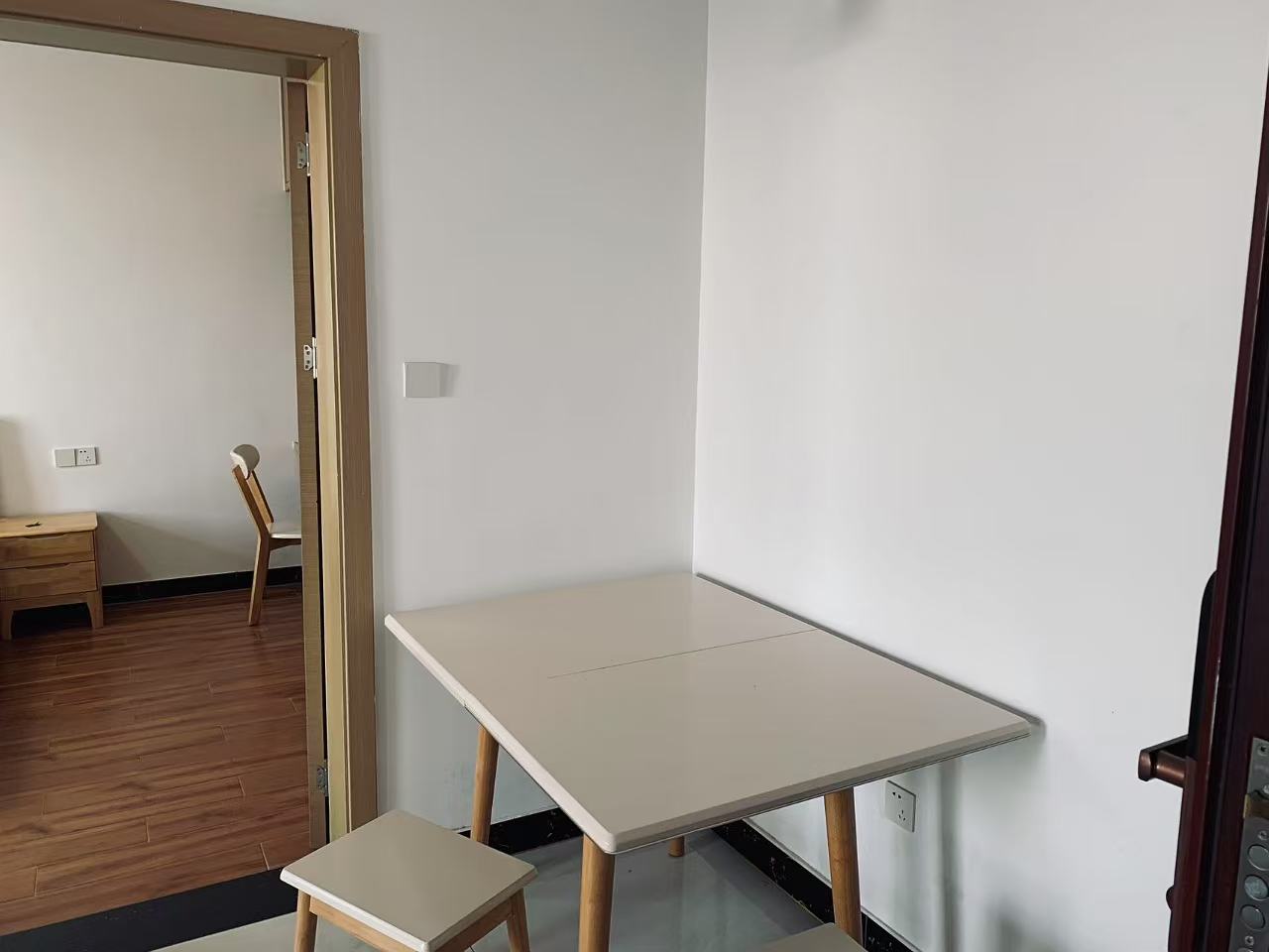 御笔华章  2室1厅1卫   1680.00元/月室内图