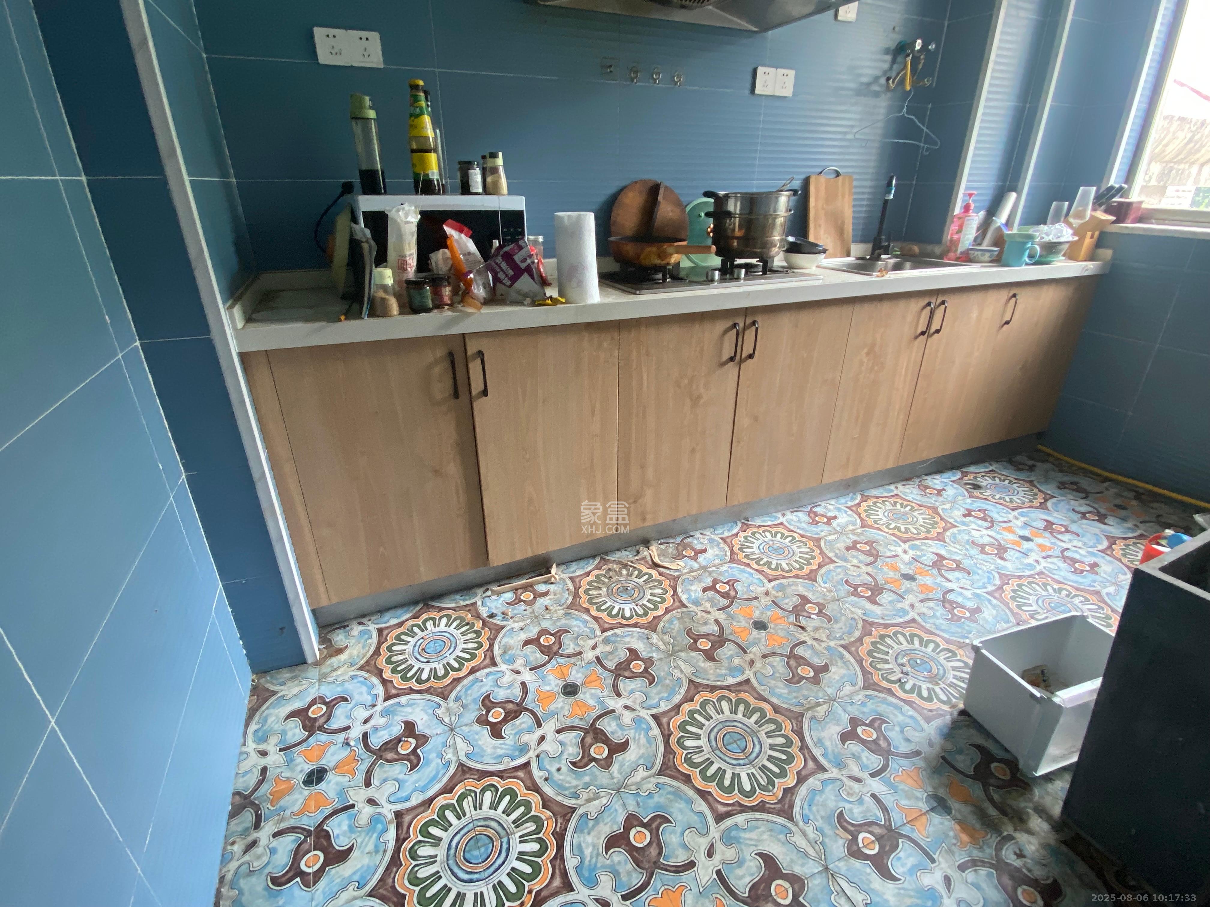 白沙家园（白沙欣苑）  5室2厅2卫    4600.0元/月室内图