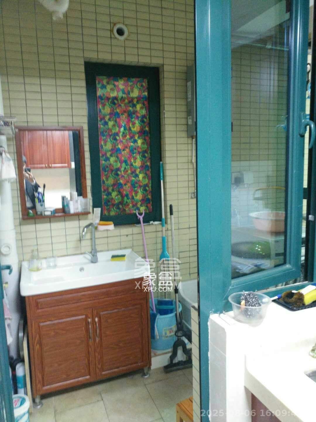 恒大御景湾  3室2厅1卫    3200.0元/月 恒大御景湾  3室2厅1卫    3200.0元/月室内图