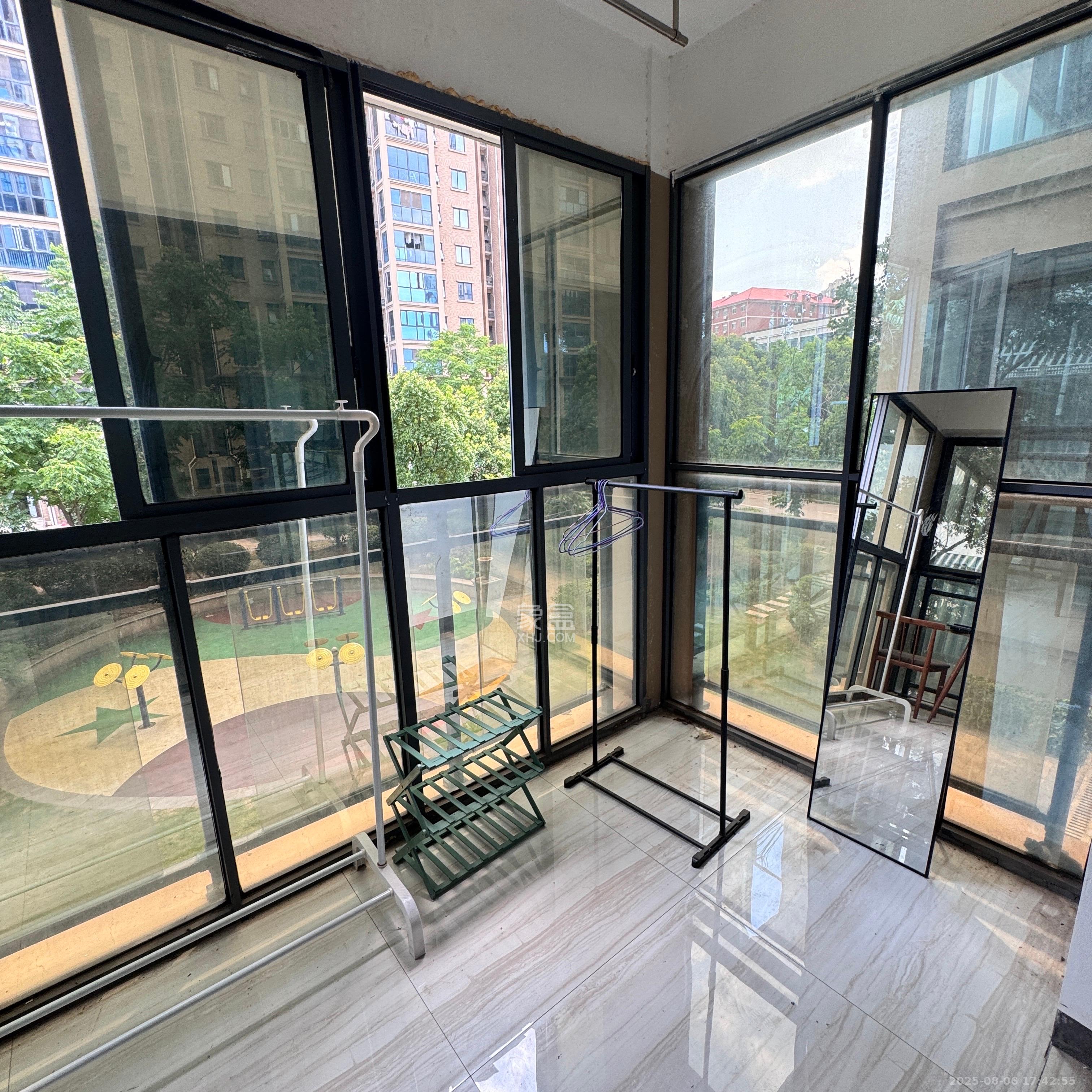 中南红领邦(红星嘉和苑) 1室1厅1卫 900.0元/月 中南红领邦(红星嘉和苑) 1室1厅1卫 900.0元/月室内图