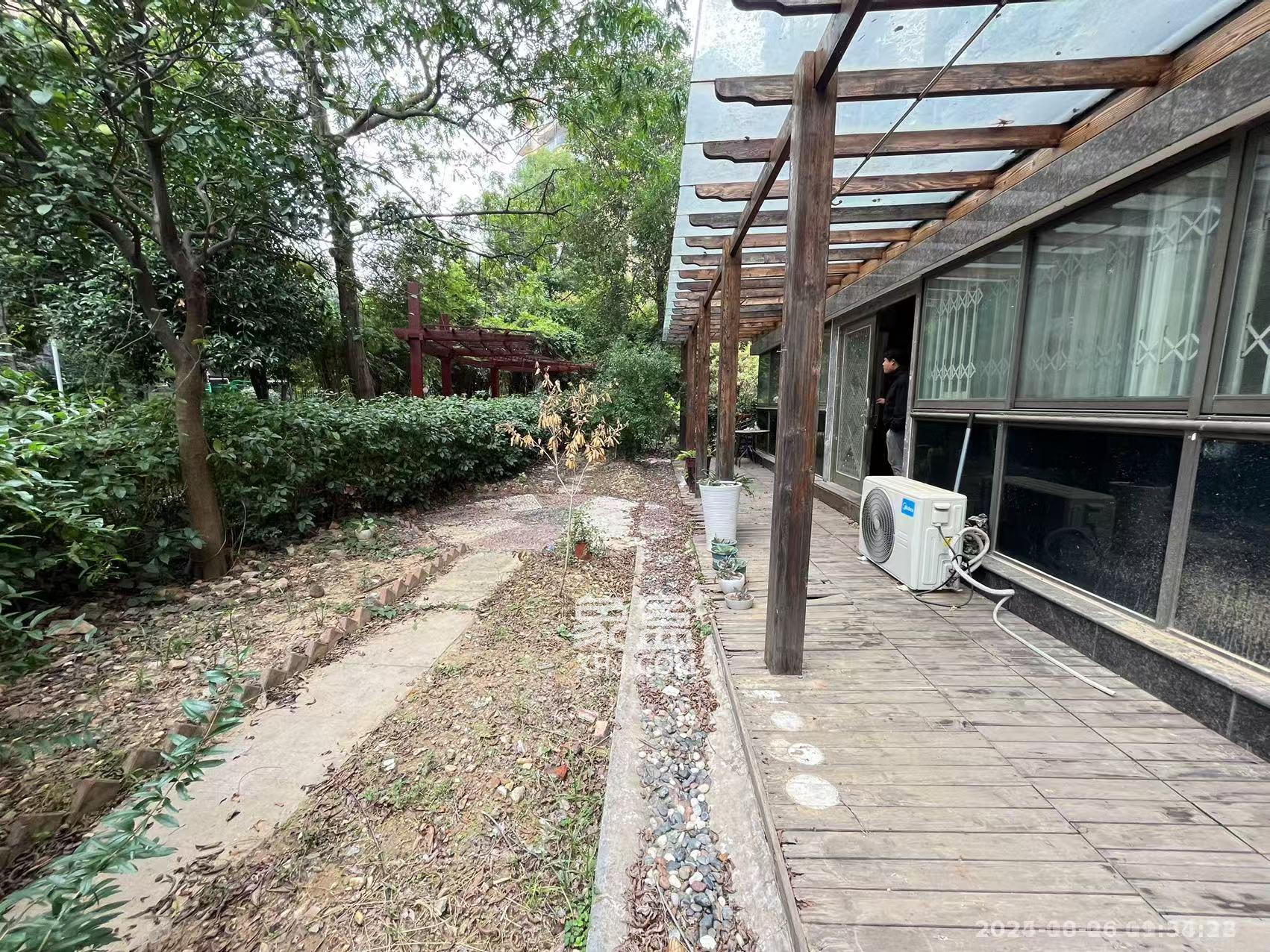 曙光泊岸 5室2厅2卫 6900.0元/月 曙光泊岸 5室2厅2卫 6900.0元/月室内图