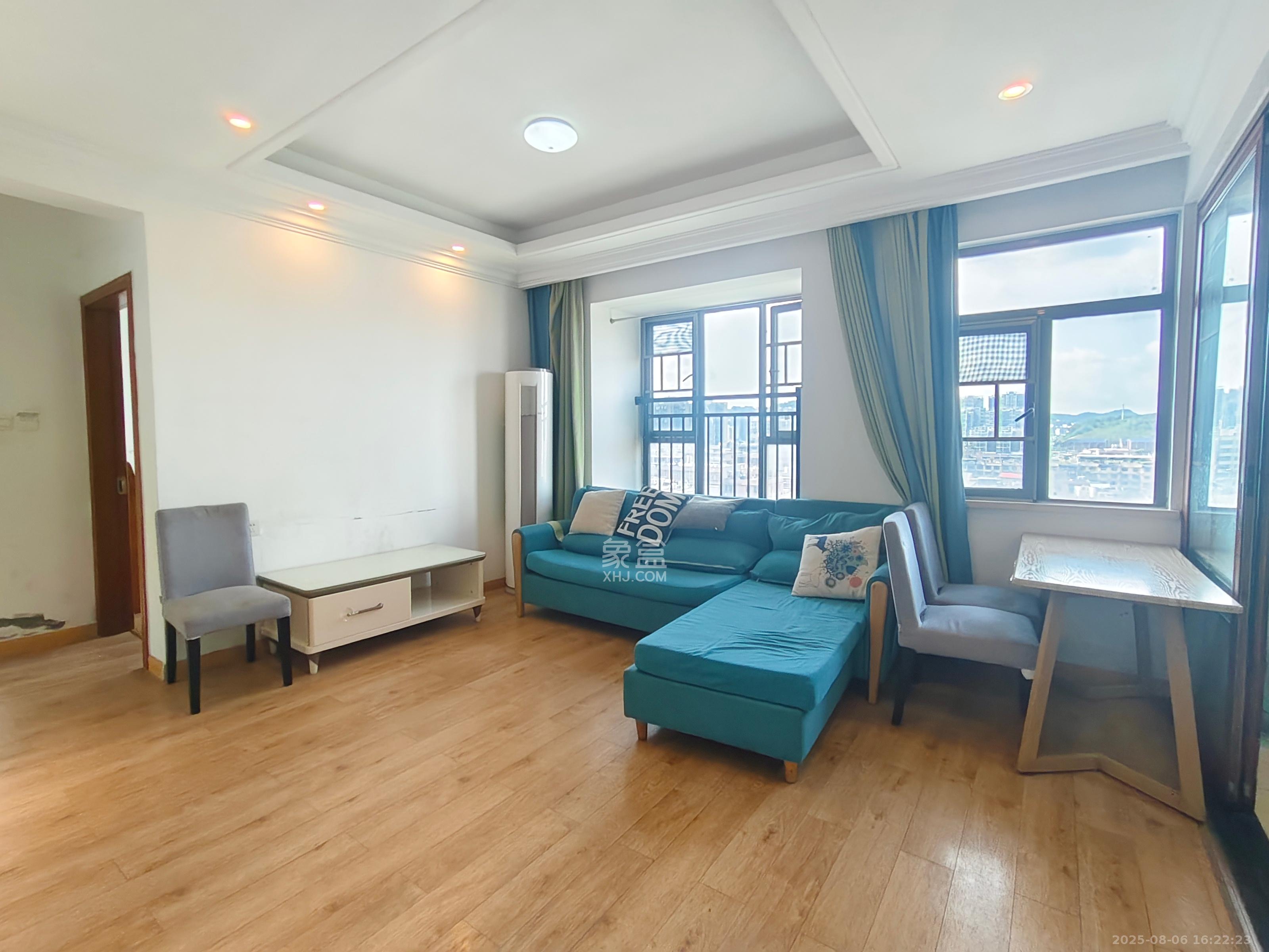 江山帝景哈佛  3室2厅2卫    1600.0元/月 江山帝景哈佛  3室2厅2卫    1600.0元/月