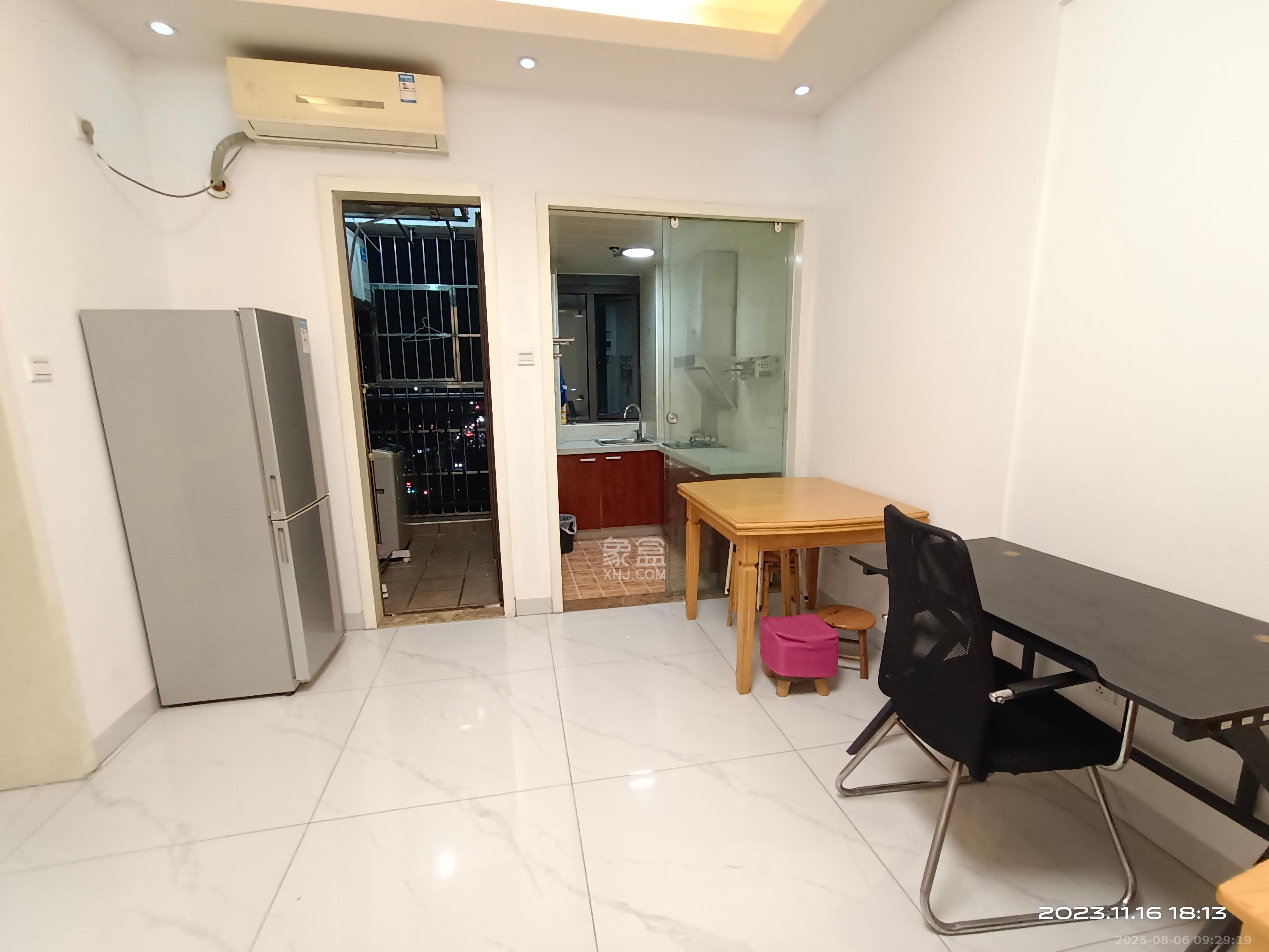 水岸世景  2室2厅1卫    1580.0元/月 水岸世景  2室2厅1卫    1580.0元/月室内图