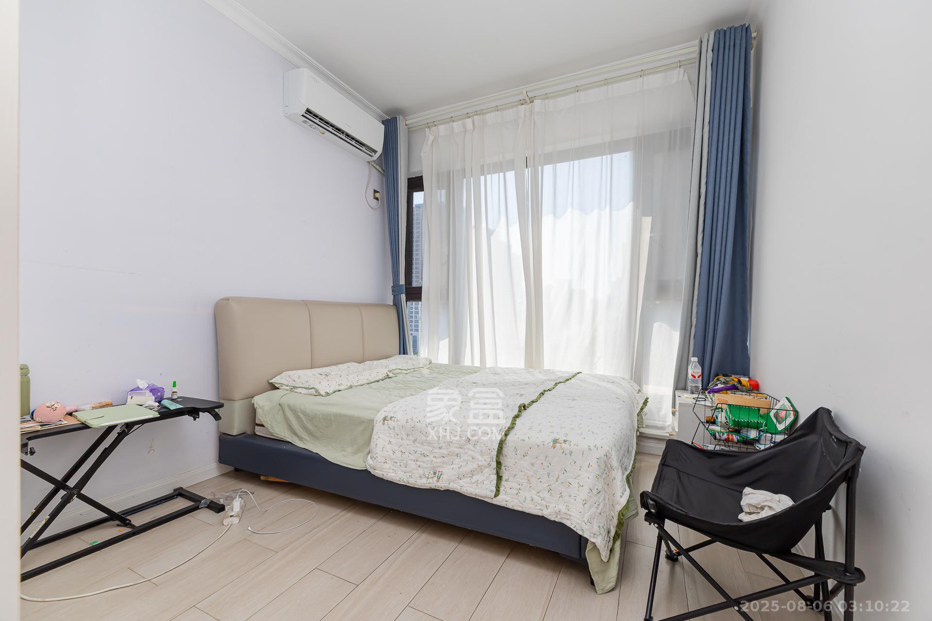 勤诚达境界城 3室2厅2卫 92.0万 勤诚达境界城 3室2厅2卫 92.0万卧室