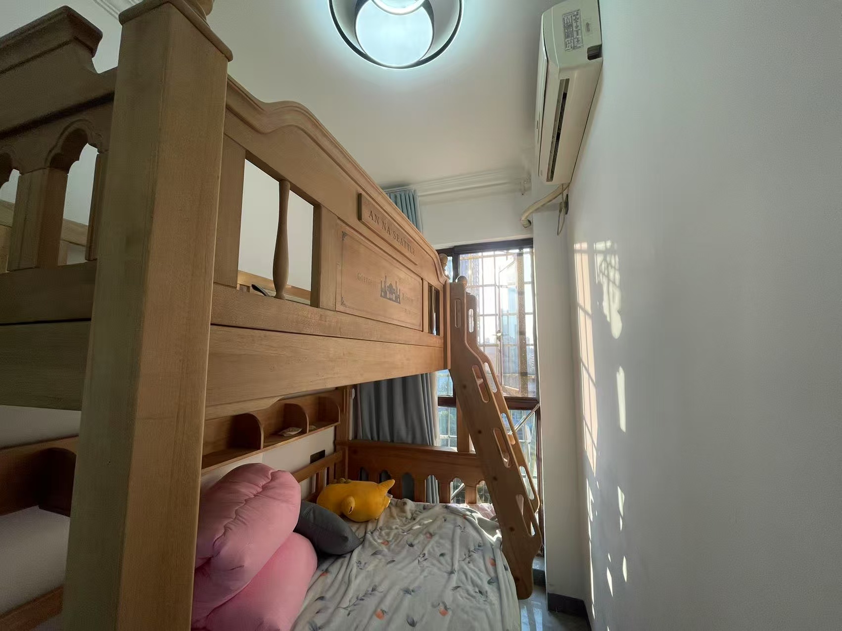 青春里  2室1厅1卫    1500.0元/月室内图