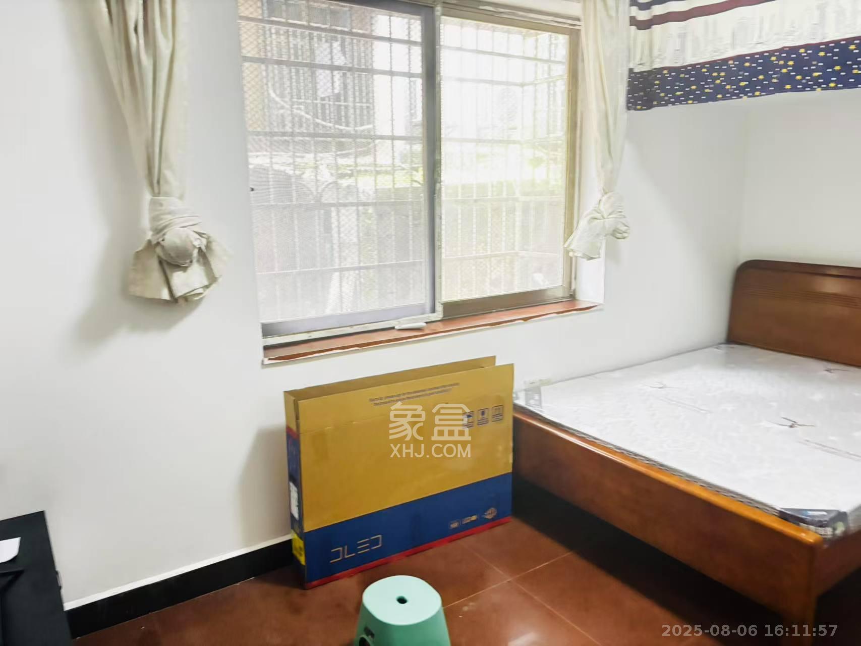 席草田散盘 1室1厅1卫 1400.0元/月 席草田散盘 1室1厅1卫 1400.0元/月小区图