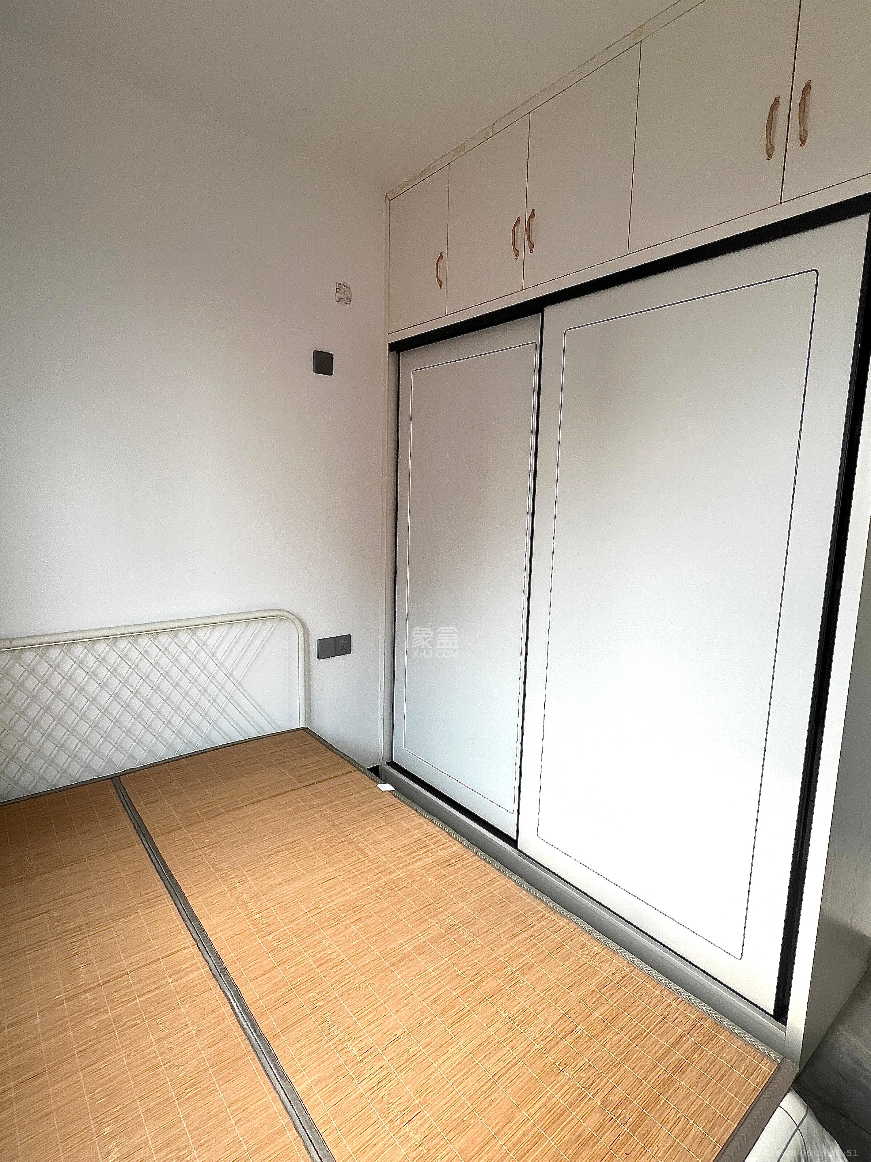 佛奥康桥水岸 3室2厅1卫 1600.0元/月 佛奥康桥水岸 3室2厅1卫 1600.0元/月室内图