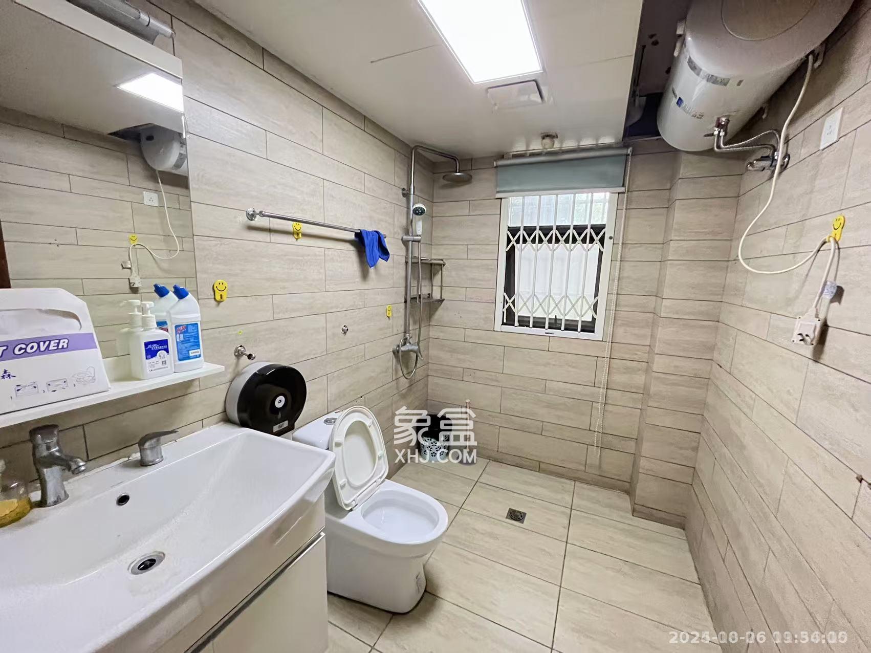 曙光泊岸 5室2厅2卫 6900.0元/月 曙光泊岸 5室2厅2卫 6900.0元/月室内图