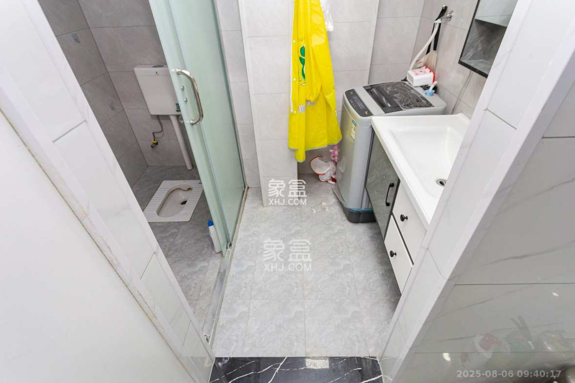 润和滨江府  2室2厅1卫    1650.0元/月 润和滨江府  2室2厅1卫    1650.0元/月室内图