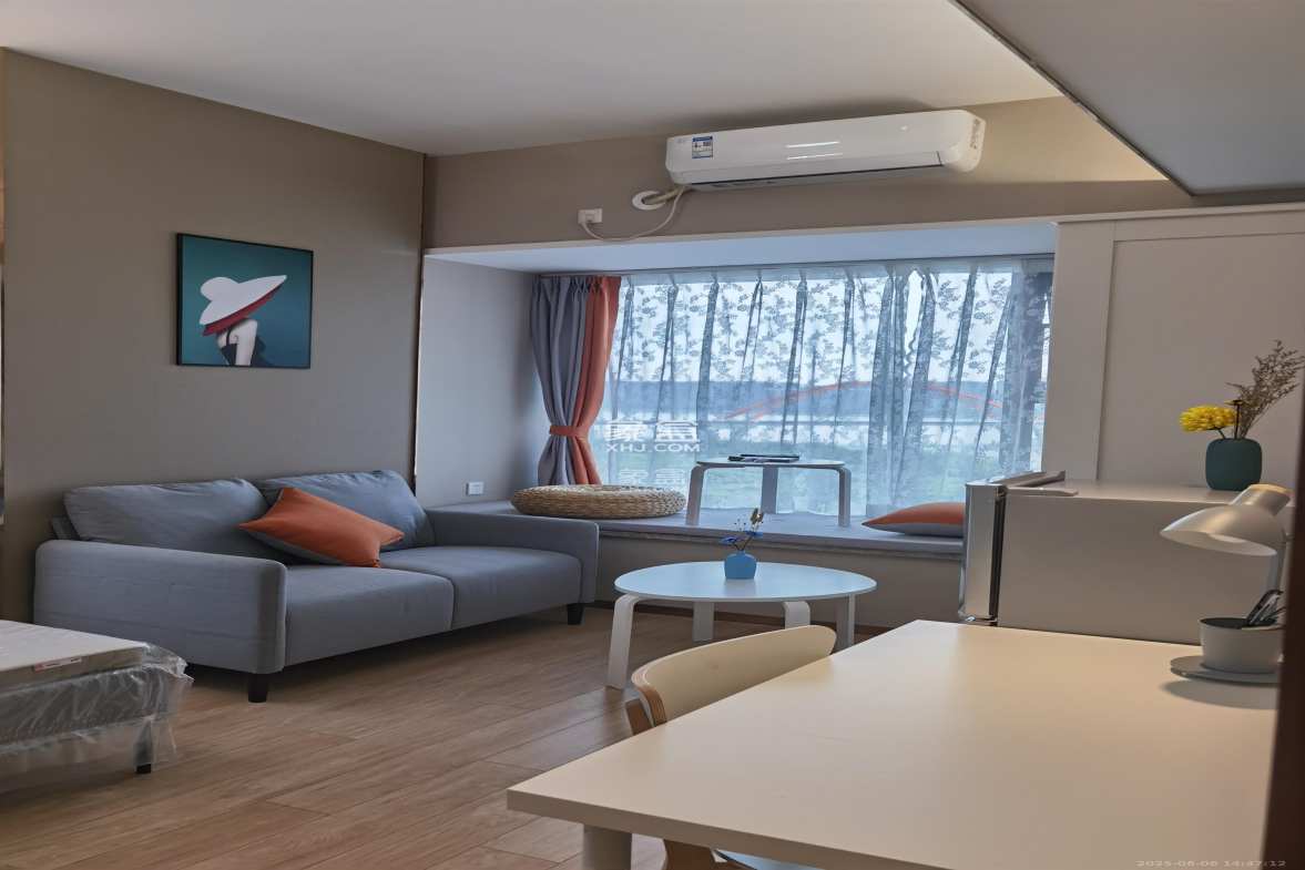 远洋外滩壹号 1室1厅1卫 2200.0元/月 远洋外滩壹号 1室1厅1卫 2200.0元/月室内图