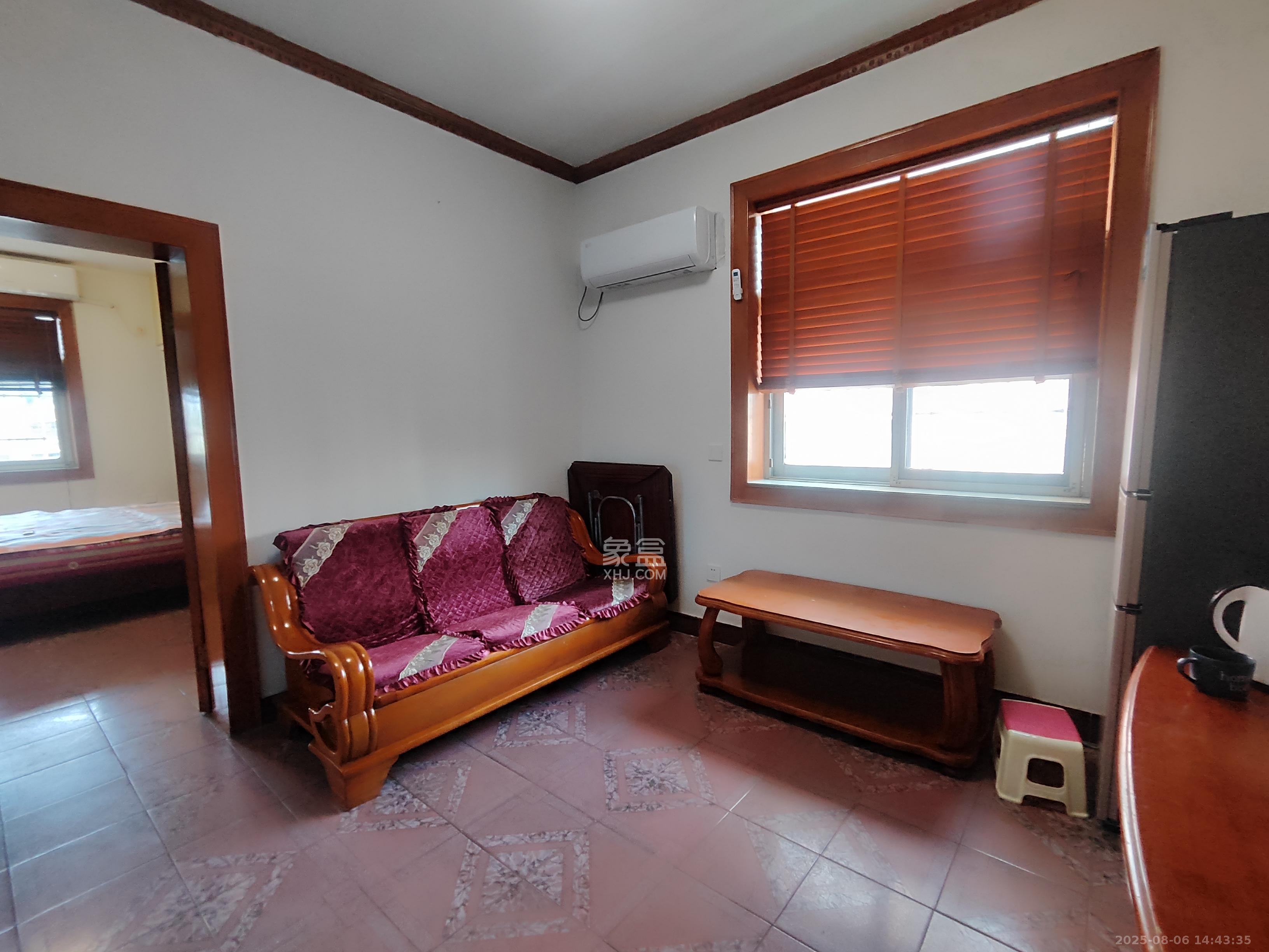 省公路局宿舍  2室1厅1卫    1800.0元/月室内图