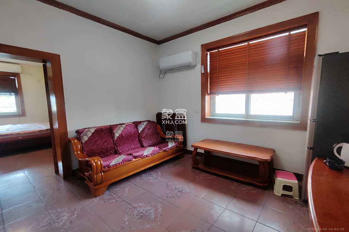 省公路局宿舍 2室1厅1卫 1800.0元/月 省公路局宿舍 2室1厅1卫 1800.0元/月室内图