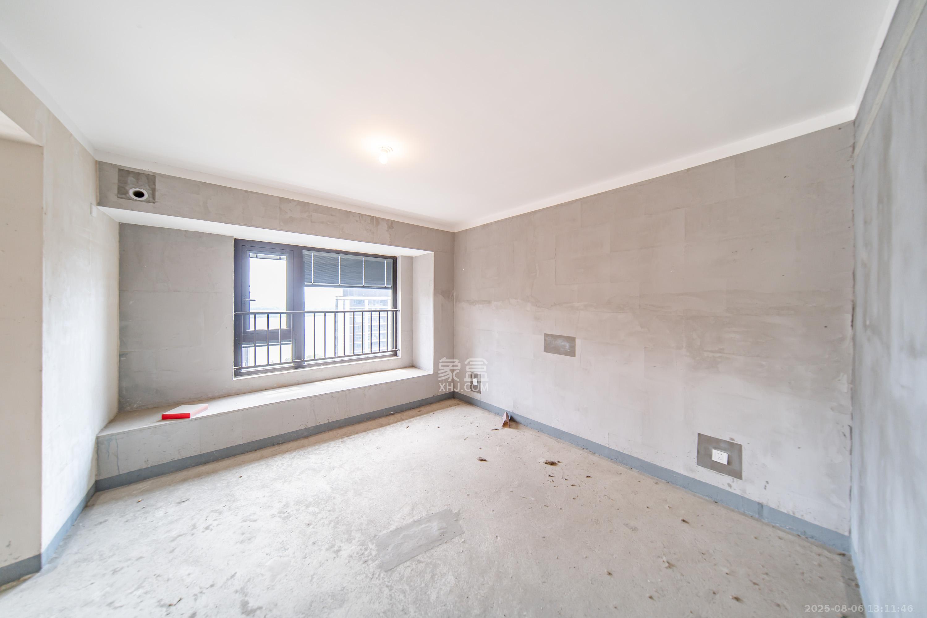 建发电建江山悦  4室2厅2卫    140.0万 建发电建江山悦  4室2厅2卫    140.0万卧室