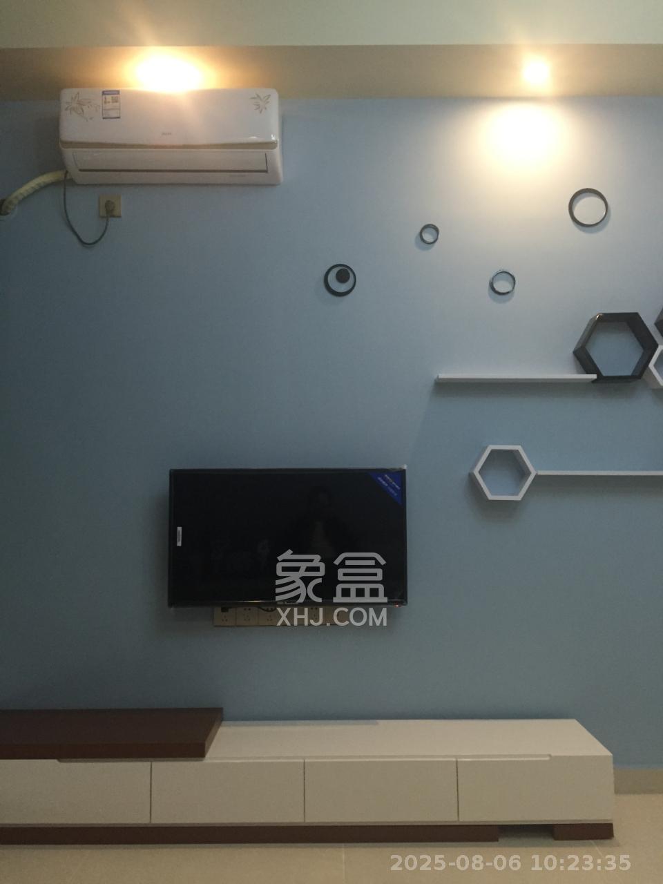 融科东南海 1室1厅1卫 2000.00元/月 融科东南海 1室1厅1卫 2000.00元/月室内图