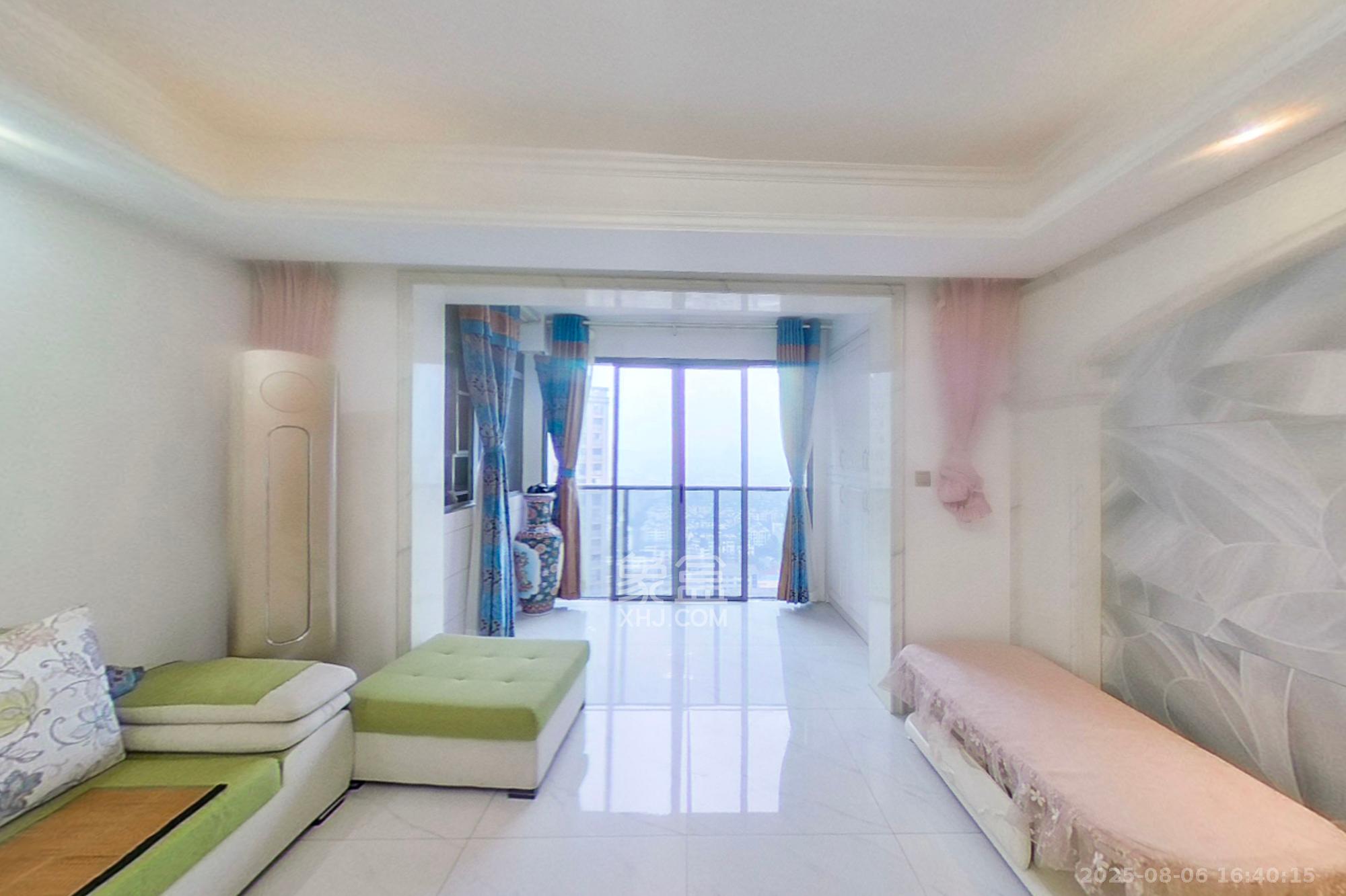 八方小区C区  4室2厅2卫    568.0万 八方小区C区  4室2厅2卫    568.0万