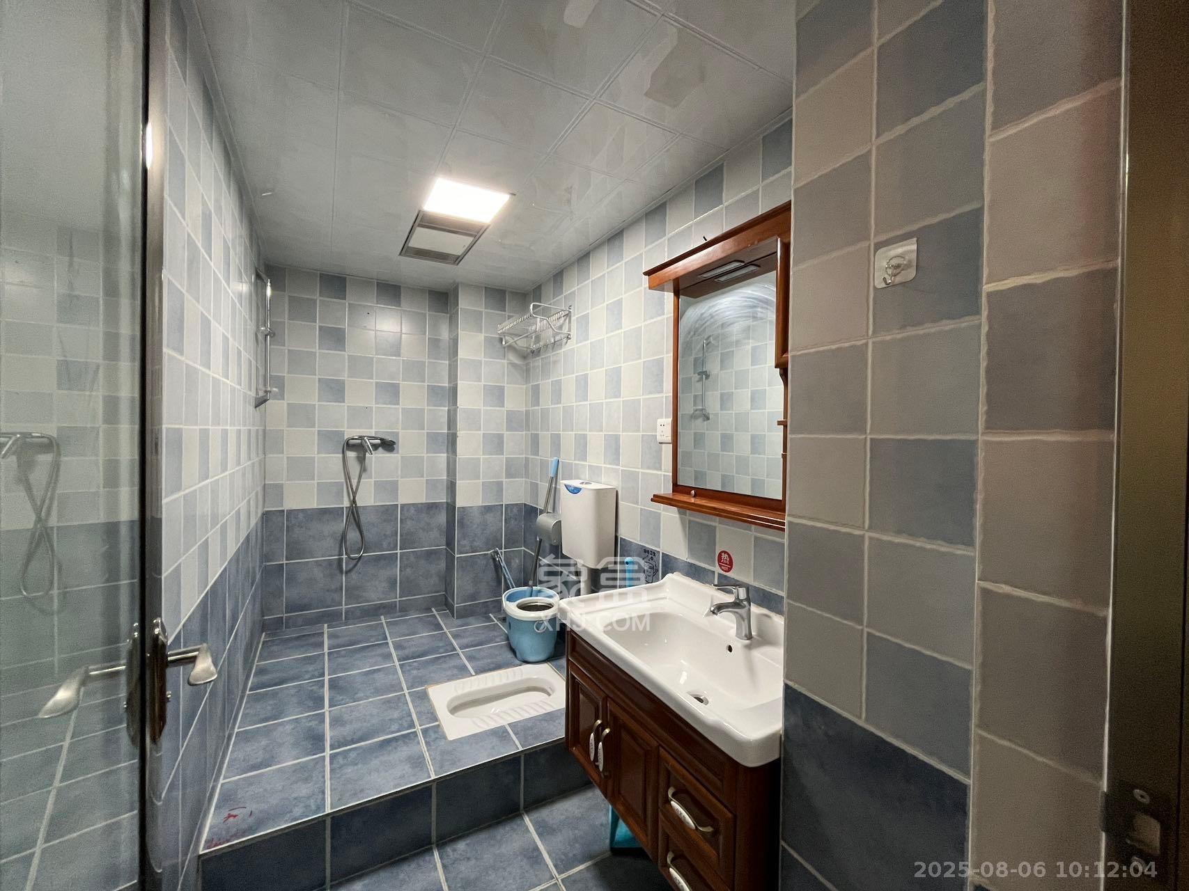 北辰三角洲E3区 1室1厅1卫 2000.0元/月 北辰三角洲E3区 1室1厅1卫 2000.0元/月室内图