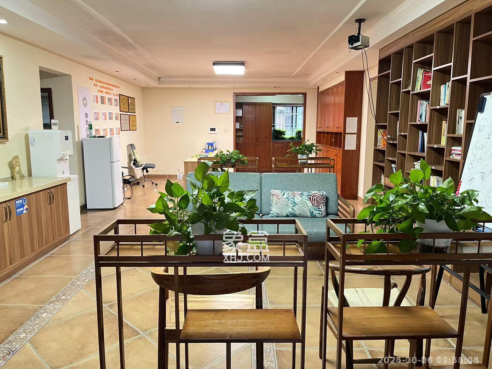 曙光泊岸 5室2厅2卫 6900.0元/月 曙光泊岸 5室2厅2卫 6900.0元/月室内图