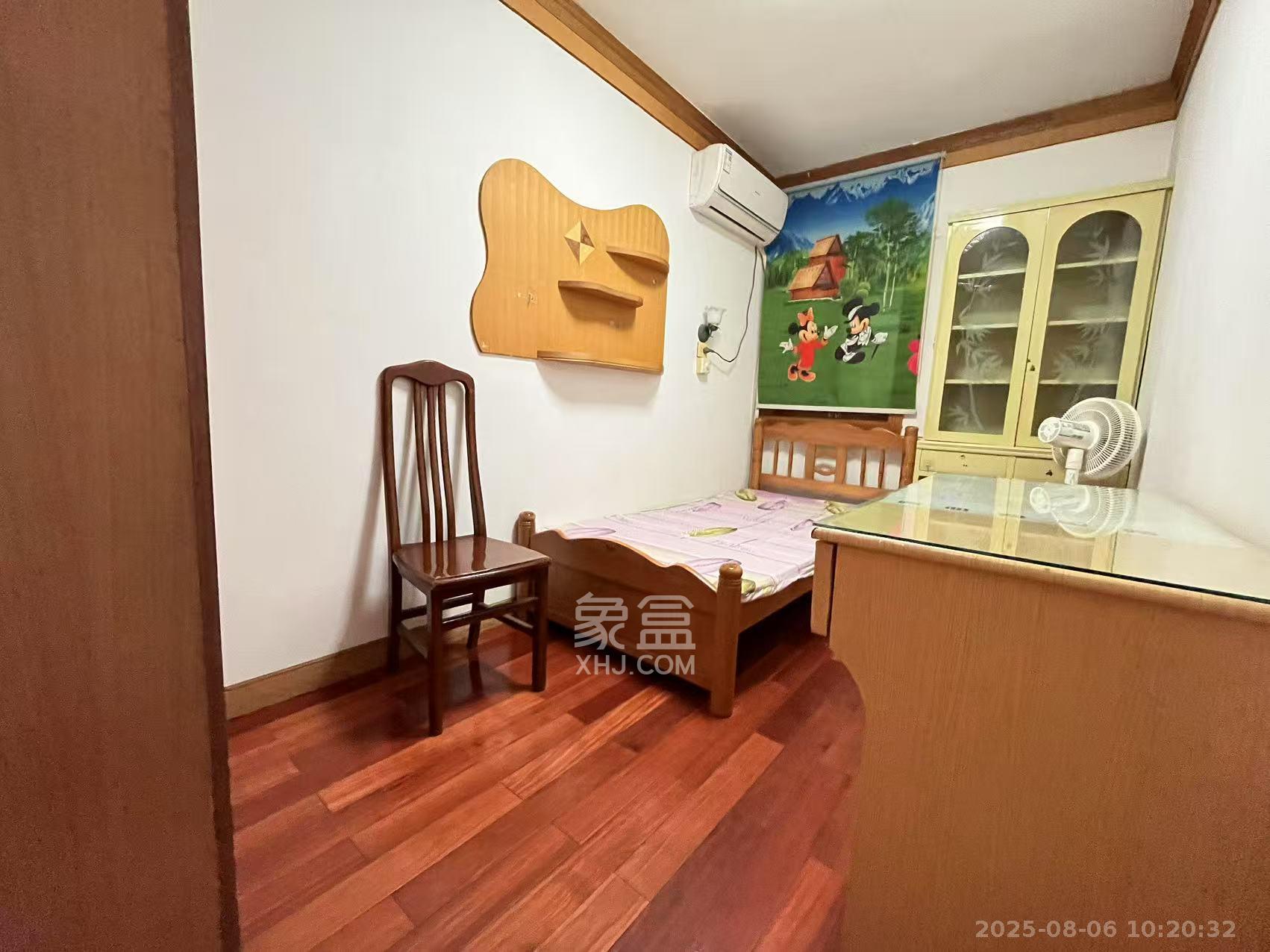 虹嘉花园（虹嘉园小区）  3室2厅1卫   2700.00元/月室内图