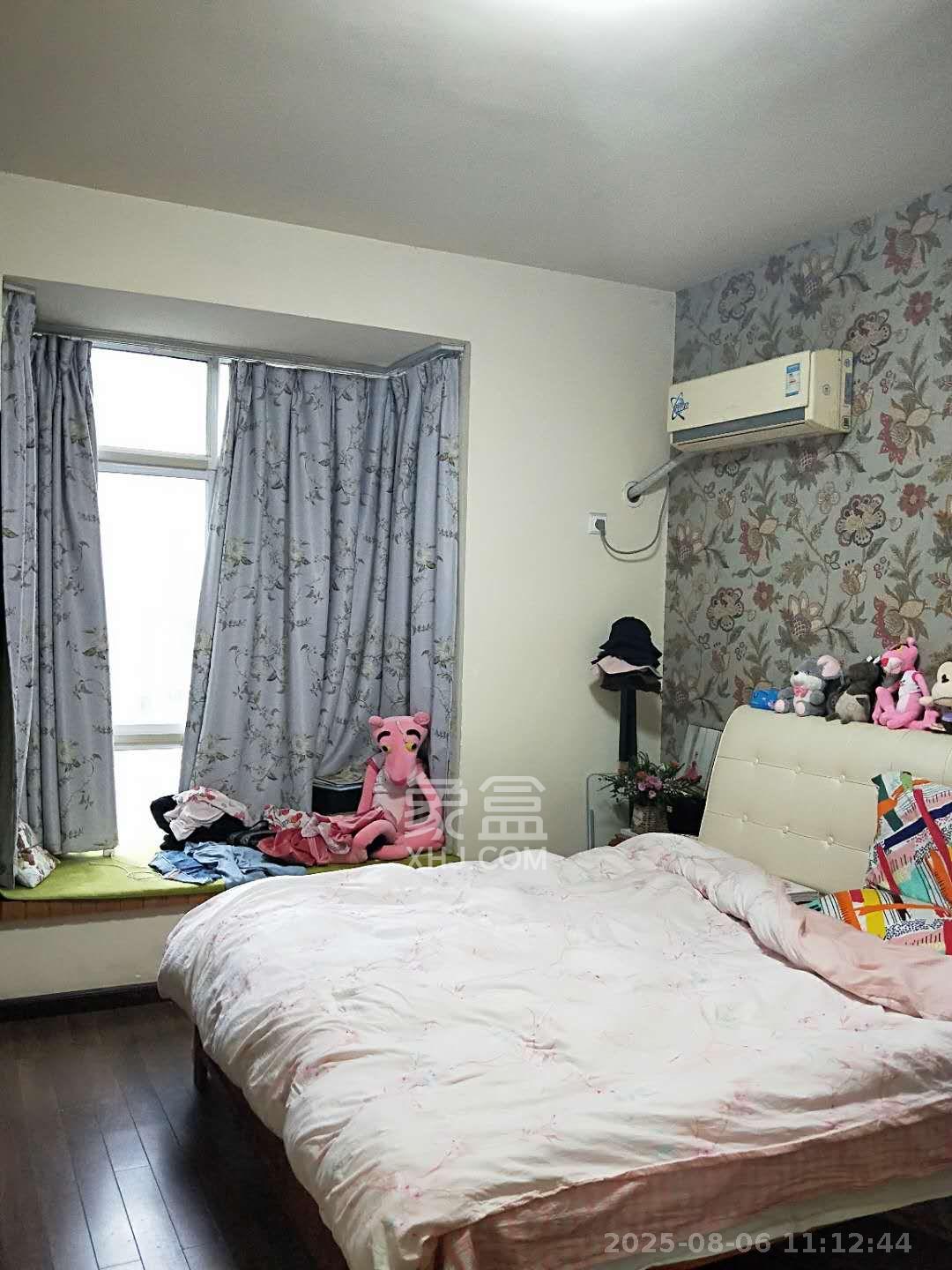 顺天黄金海岸  3室2厅2卫   2500.00元/月室内图