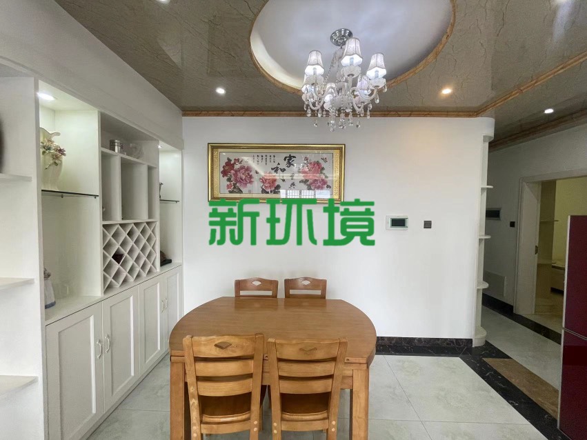 逸臣中央  3室2厅2卫   2200.00元/月室内图