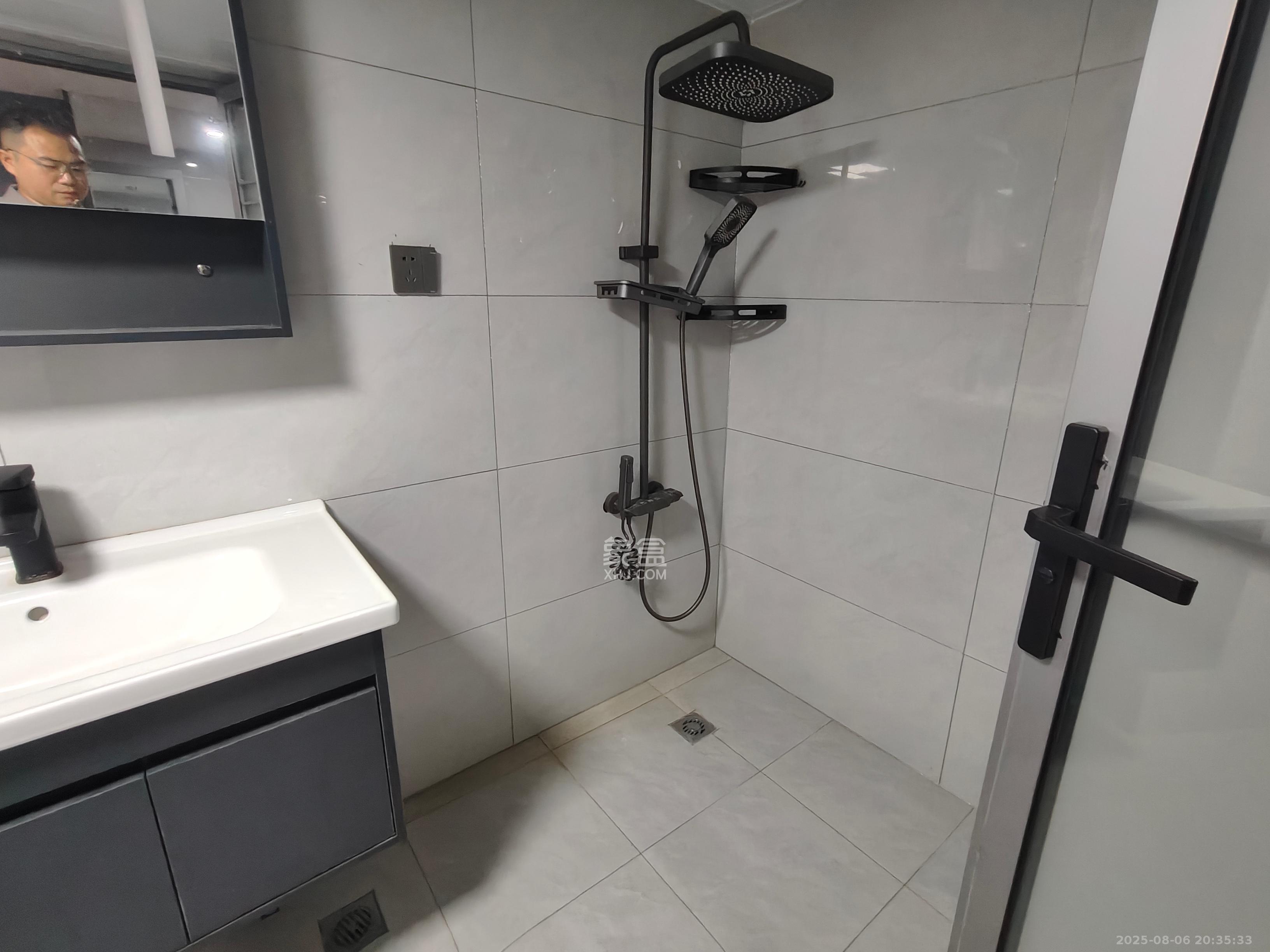 长燃润和天地（长润小区印湘江）  2室1厅1卫    1500.0元/月室内图