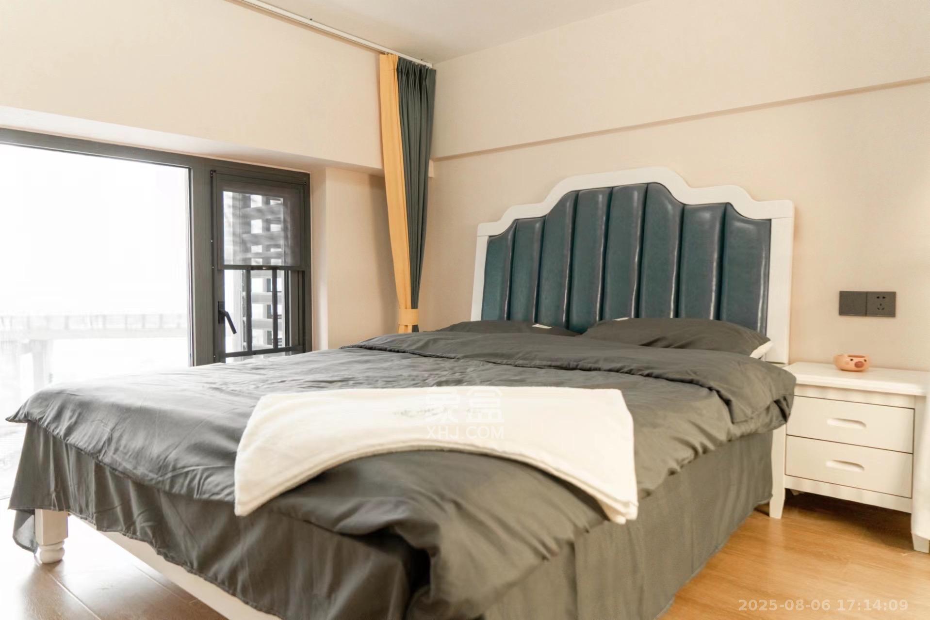 藏珑湖上公馆 2室1厅1卫 2600.0元/月 藏珑湖上公馆 2室1厅1卫 2600.0元/月室内图