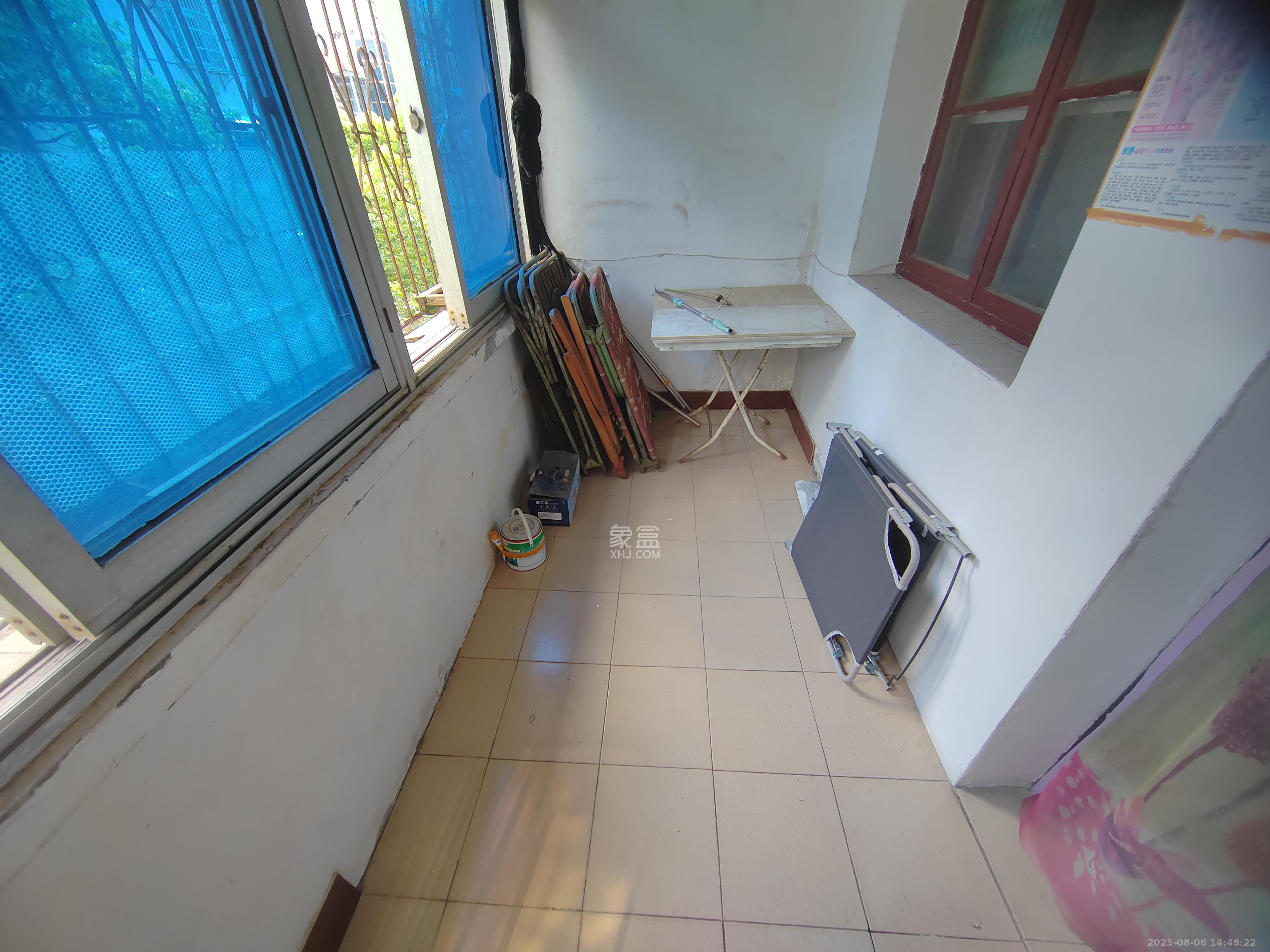 红花坡社区 1室1厅1卫 800.0元/月 红花坡社区 1室1厅1卫 800.0元/月室内图