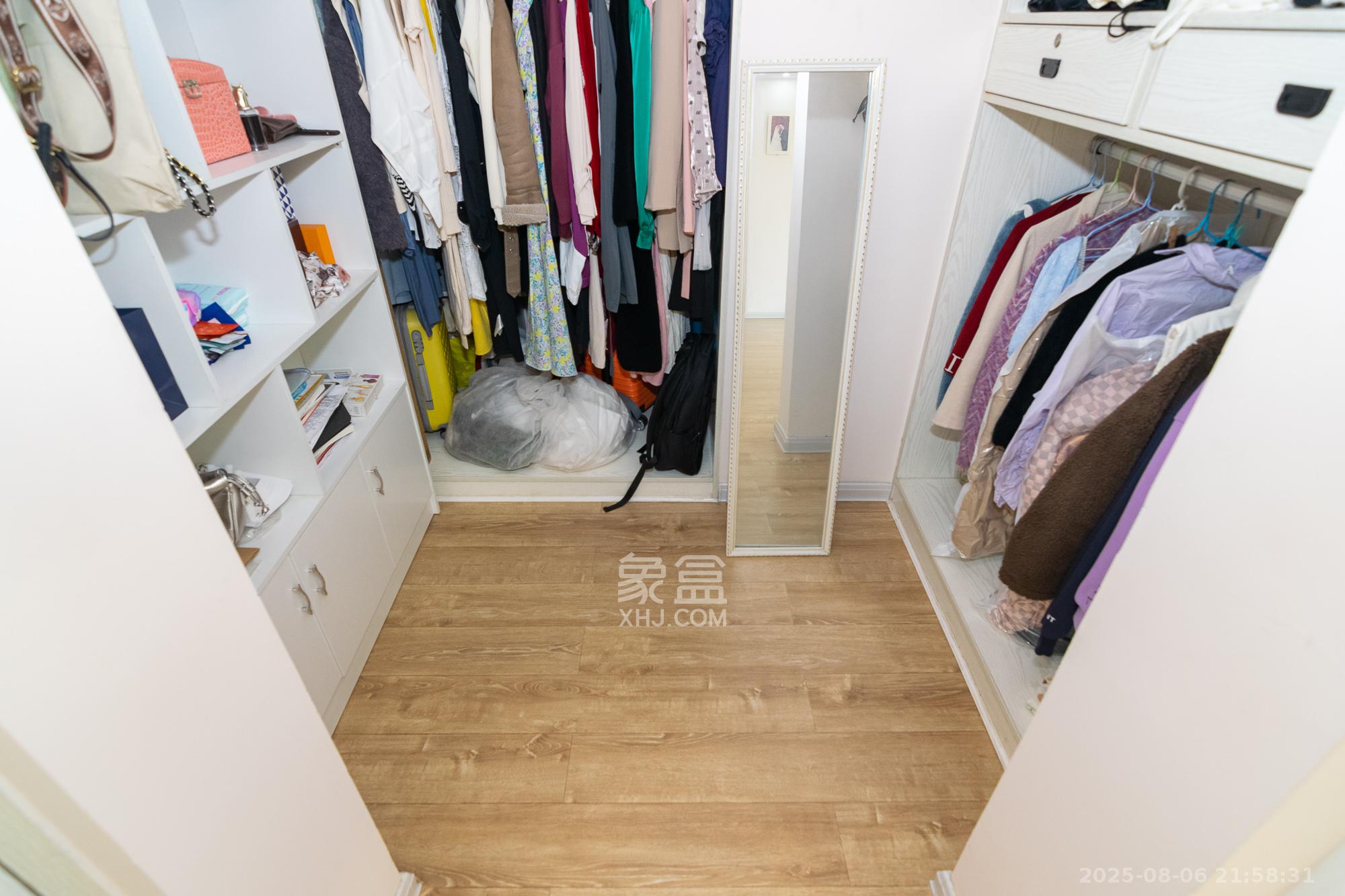 普瑞斯堡 6室2厅3卫 200.0万 普瑞斯堡 6室2厅3卫 200.0万其他