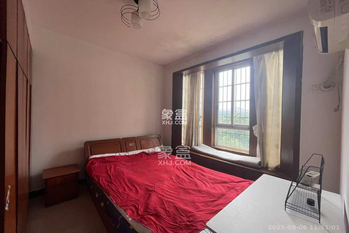 山水人家三期  3室2厅2卫    1500.0元/月 山水人家三期  3室2厅2卫    1500.0元/月室内图