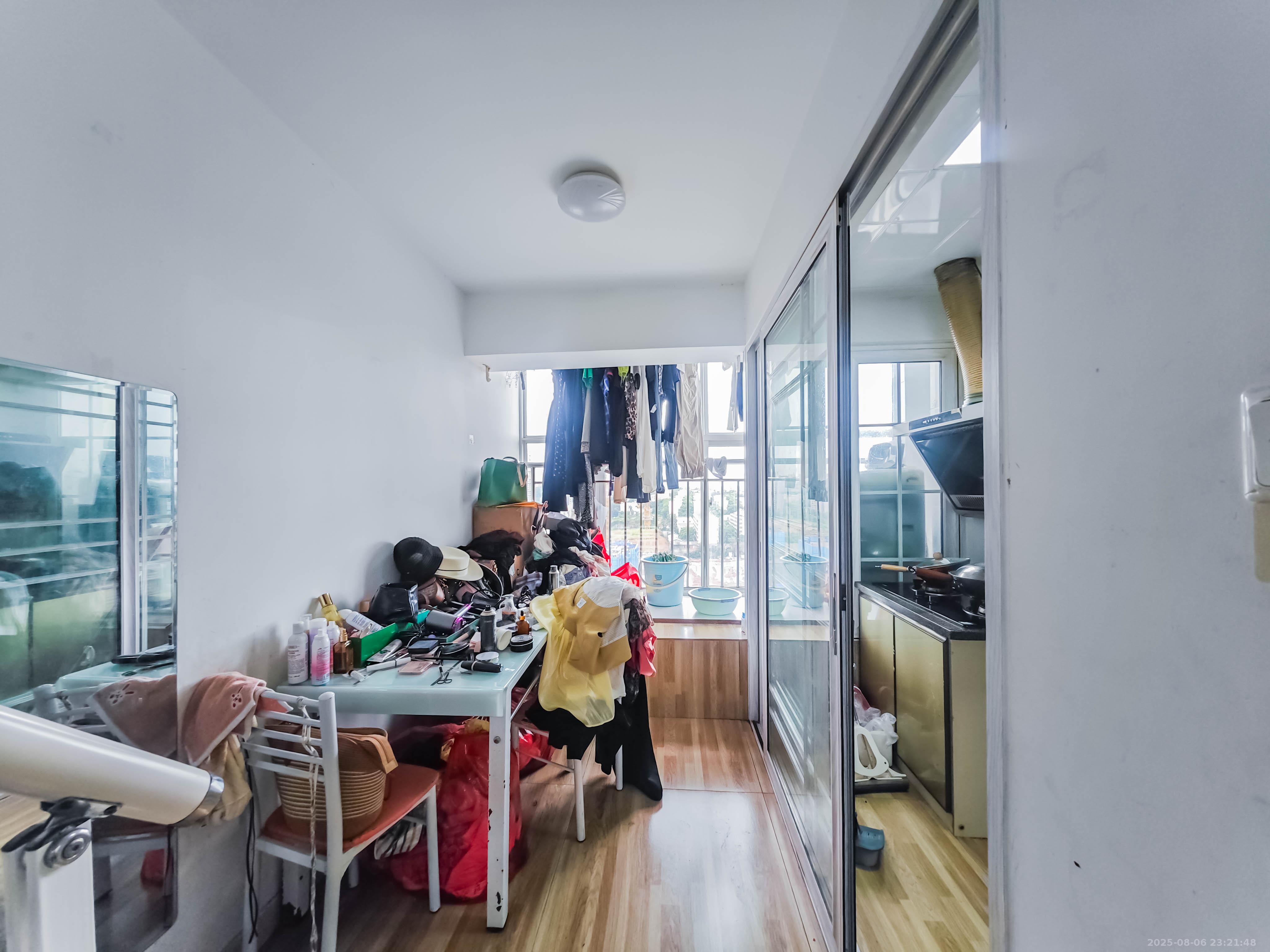 金色loft（鑫秋大厦）  2室2厅1卫   42.00万其他
