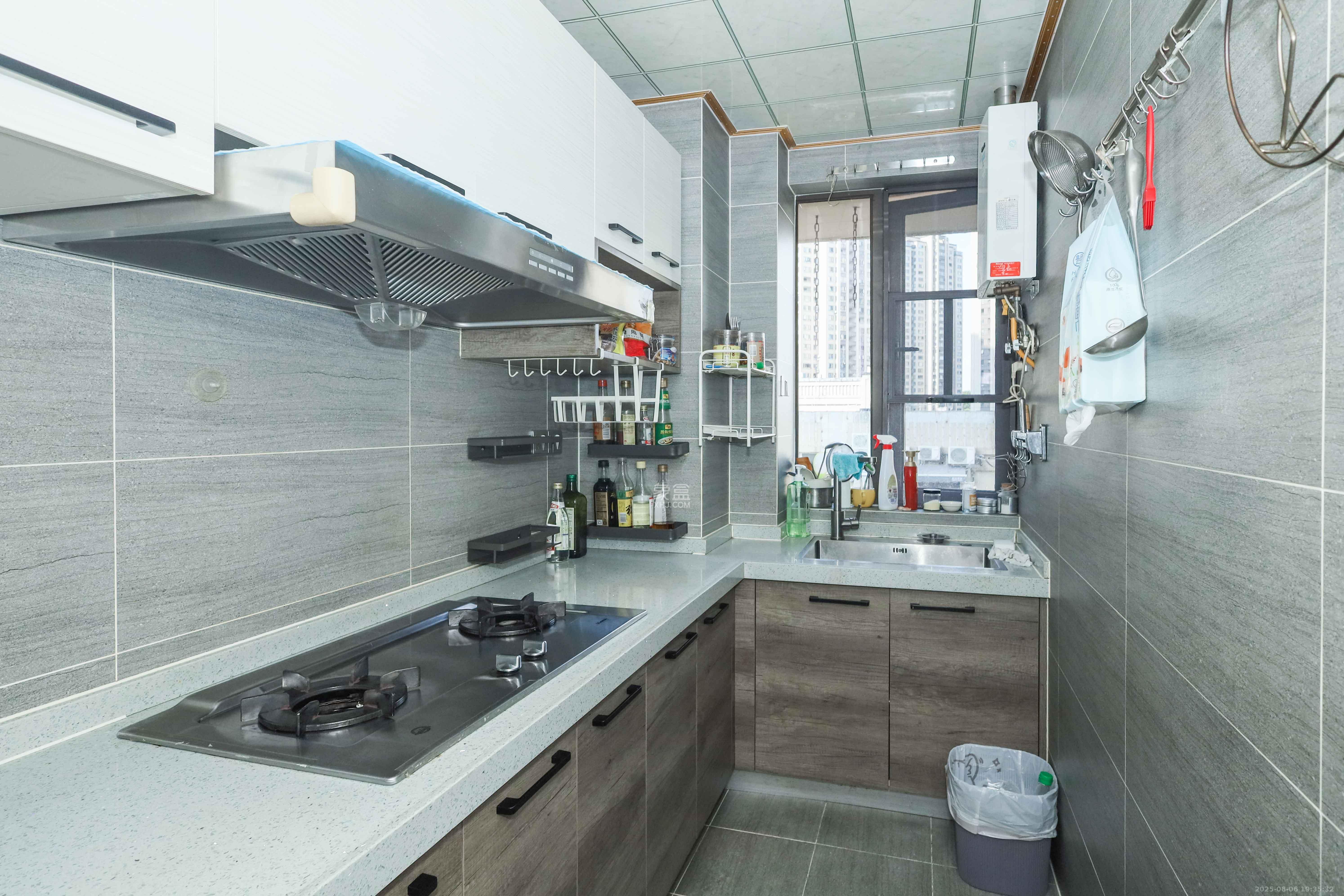 梅溪湖合能璞丽  2室2厅1卫    80.0万 梅溪湖合能璞丽  2室2厅1卫    80.0万厨房