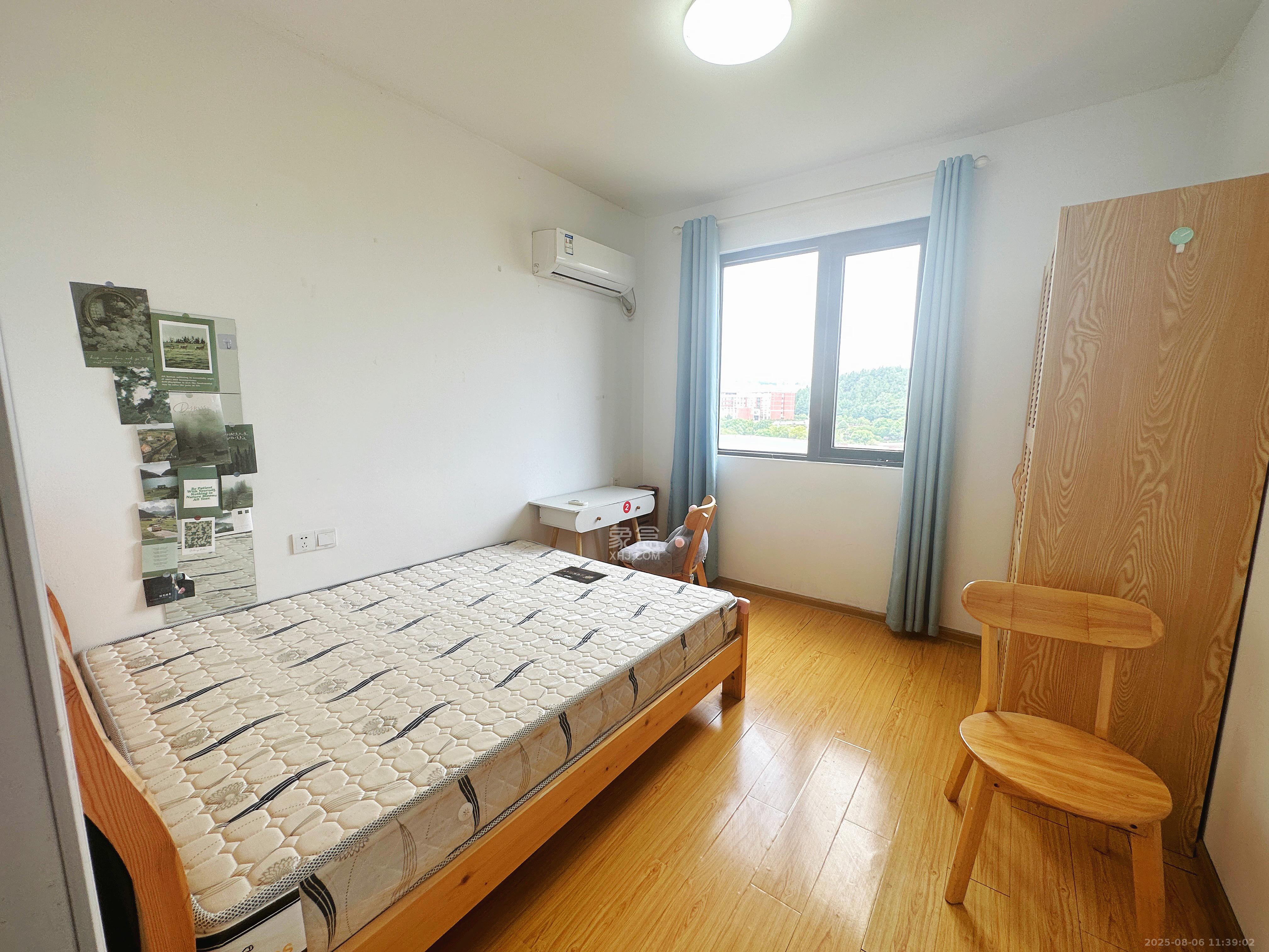 融创融公馆(融创臻苑) 4室2厅2卫 2100.0元/月 融创融公馆(融创臻苑) 4室2厅2卫 2100.0元/月室内图