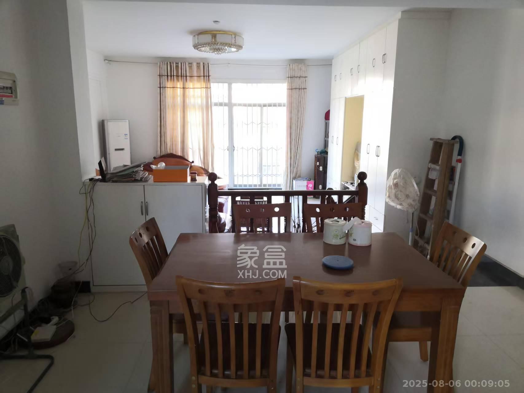 卓越蔚蓝海岸一期 3室2厅2卫 3200.0元/月 卓越蔚蓝海岸一期 3室2厅2卫 3200.0元/月室内图