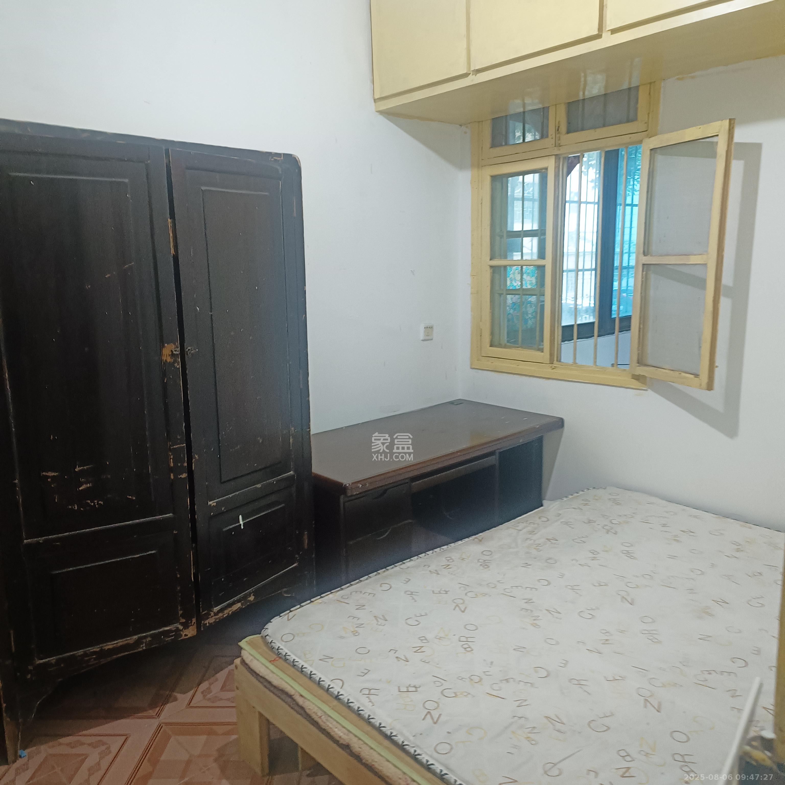 省公路局宿舍 2室1厅1卫 2100.0元/月 省公路局宿舍 2室1厅1卫 2100.0元/月室内图