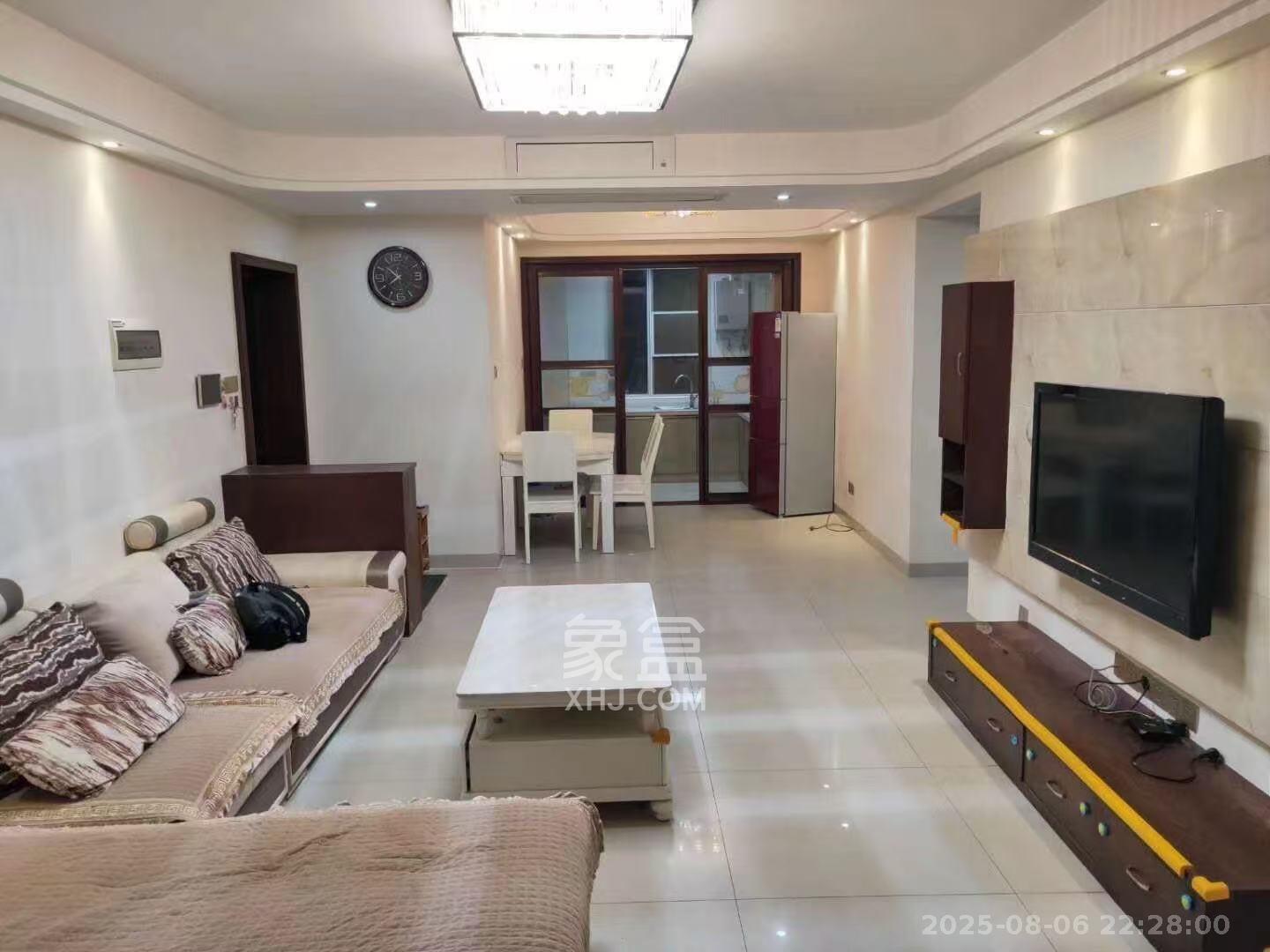 恒广国际景园一二区  3室2厅2卫    2500.0元/月室内图