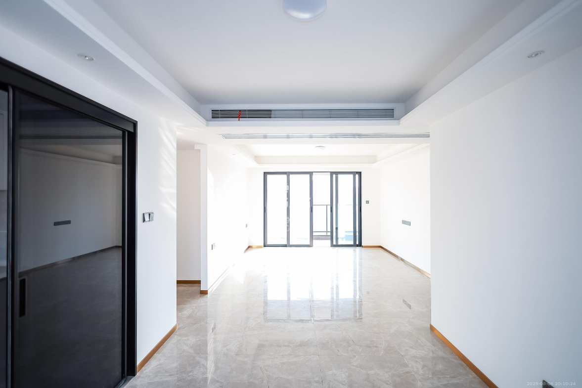 招商雍山湖 4室2厅2卫 3600.0元/月 招商雍山湖 4室2厅2卫 3600.0元/月室内图