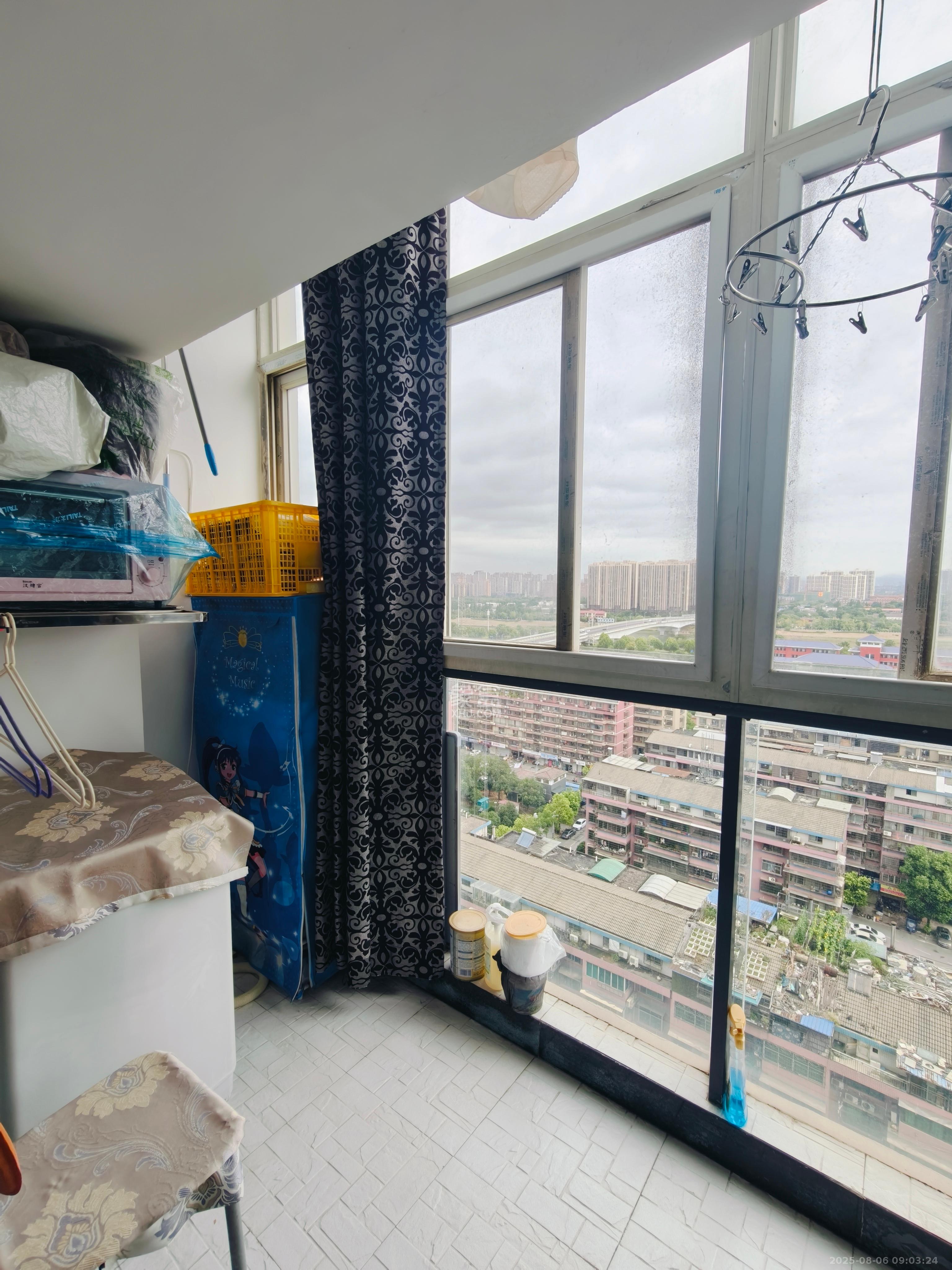 如果爱 1室1厅1卫 1400.0元/月 如果爱 1室1厅1卫 1400.0元/月室内图