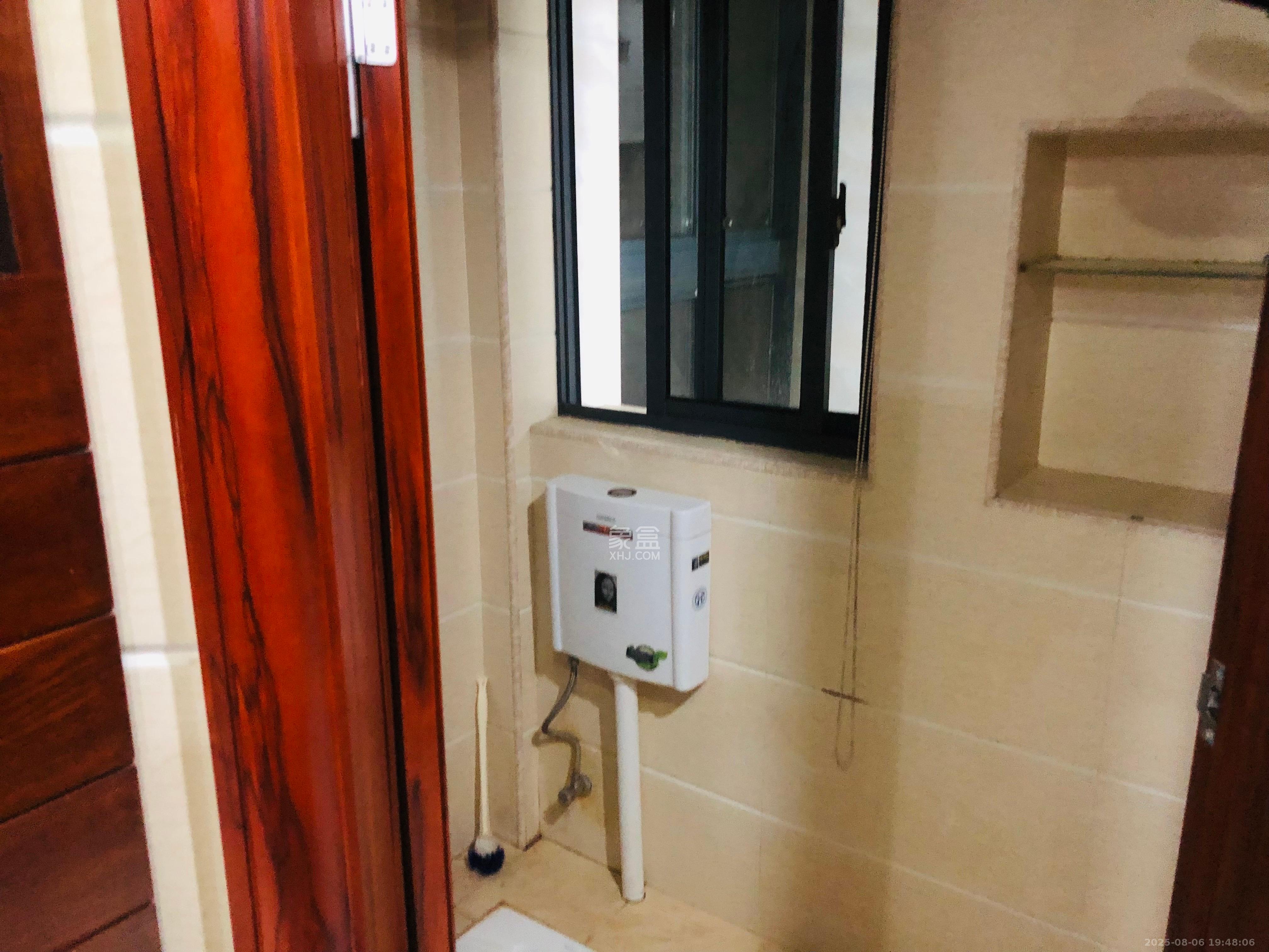 五矿万境水岸一期(万境水岸嘉苑)  2室1厅1卫    2200.0元/月 五矿万境水岸一期(万境水岸嘉苑)  2室1厅1卫    2200.0元/月室内图