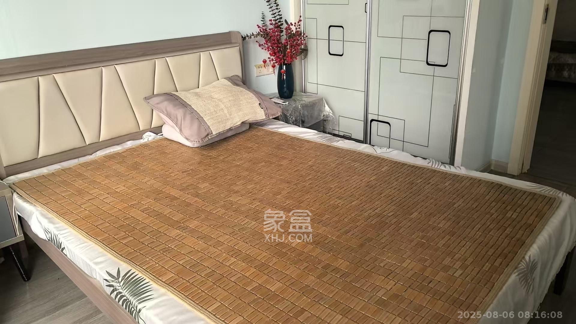 悦湖山  1室2厅1卫    1300.0元/月 悦湖山  1室2厅1卫    1300.0元/月室内图