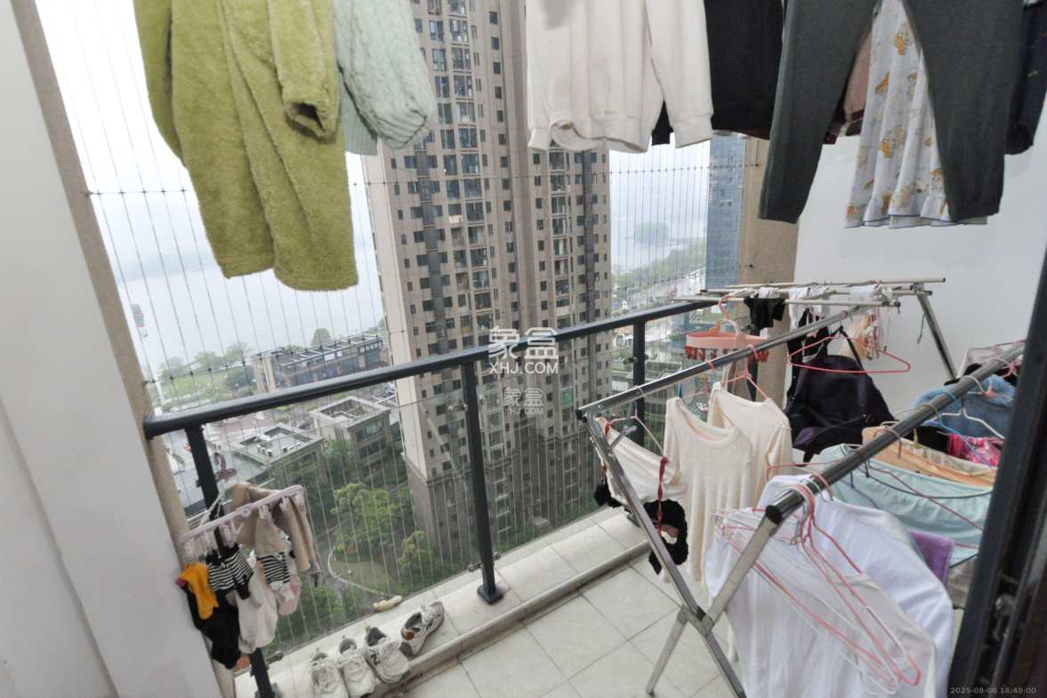 中建梅溪湖中心 3室2厅2卫 2800.0元/月 中建梅溪湖中心 3室2厅2卫 2800.0元/月室内图