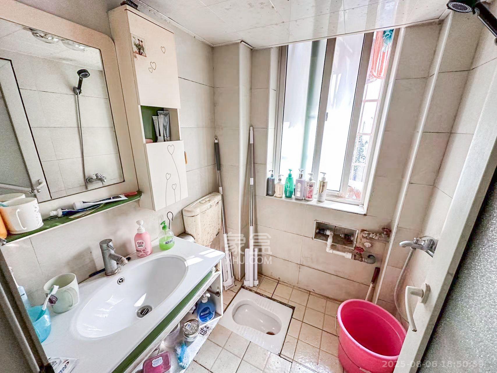 桔洲新苑（桔洲印象）  3室2厅1卫    2000.0元/月室内图