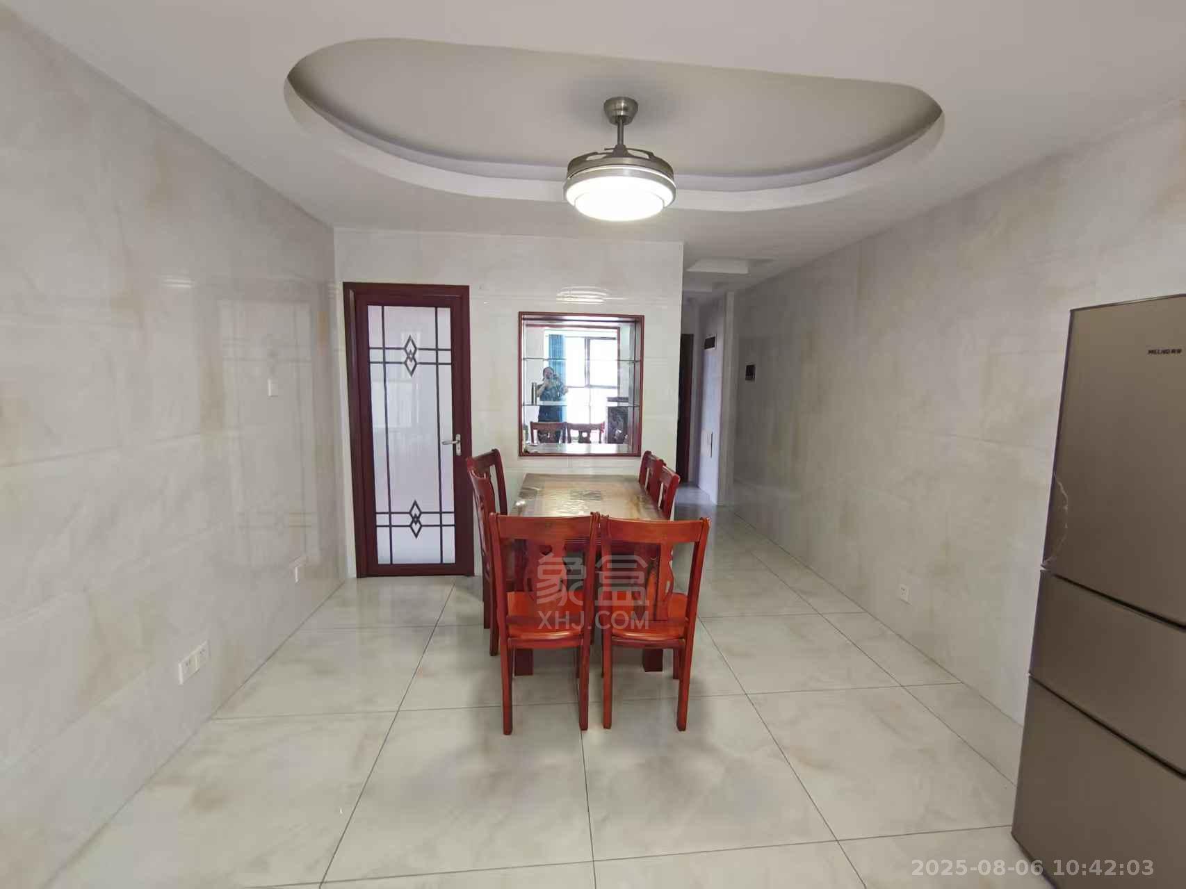 金轮翡翠名园 3室2厅1卫 1600.0元/月 金轮翡翠名园 3室2厅1卫 1600.0元/月室内图