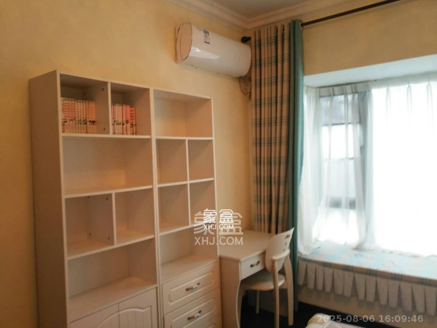 恒大御景湾  3室2厅1卫    3200.0元/月室内图