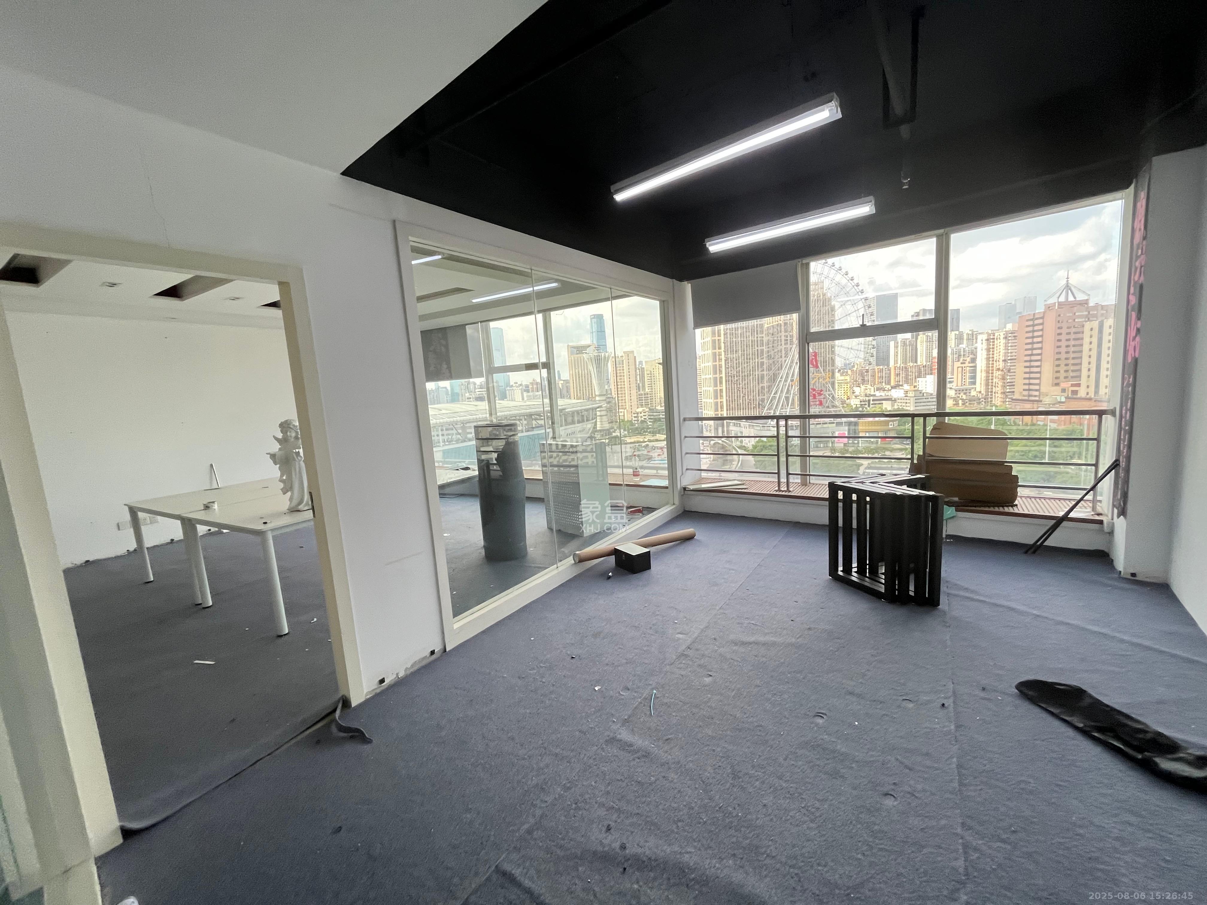 新世纪大厦 2室1厅1卫 3000.0元/月 新世纪大厦 2室1厅1卫 3000.0元/月室内图