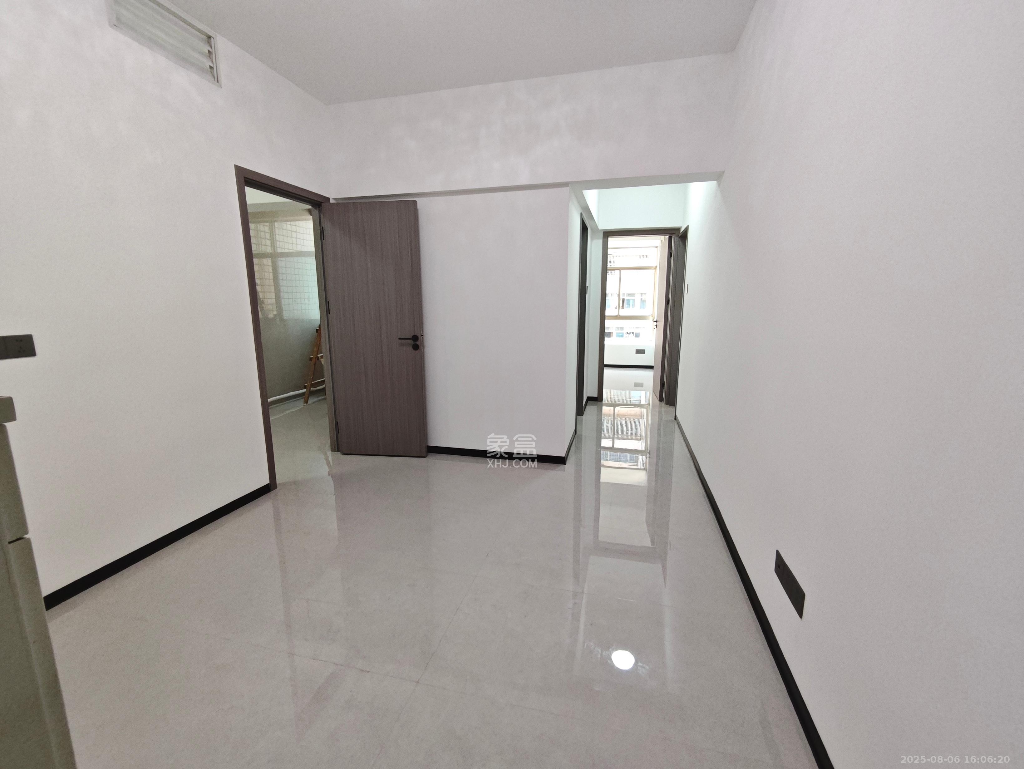 王府井公寓(福源公寓)  2室1厅1卫    2200.0元/月 王府井公寓(福源公寓)  2室1厅1卫    2200.0元/月室内图