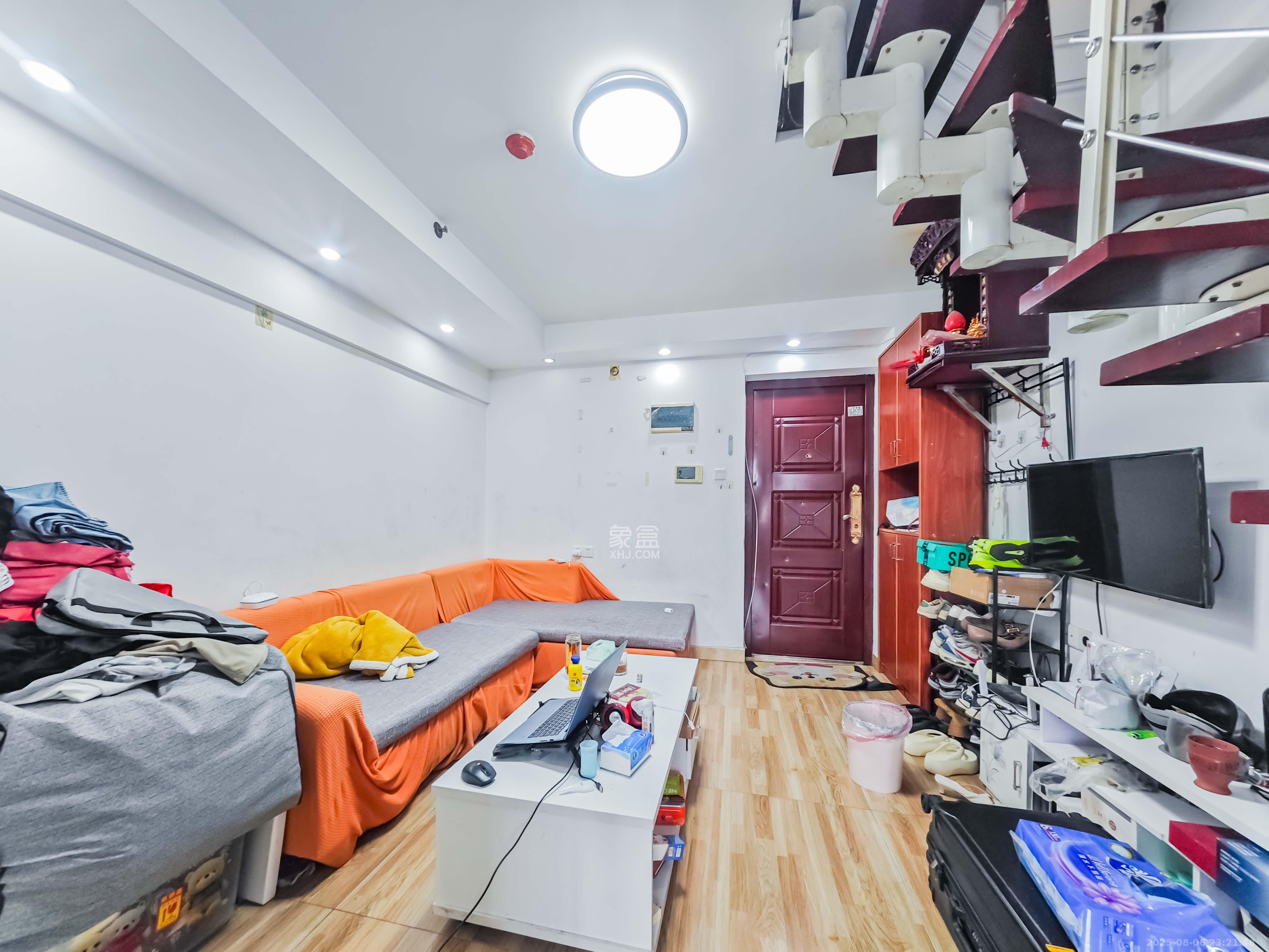 金色loft（鑫秋大厦）  2室2厅1卫   42.00万其他